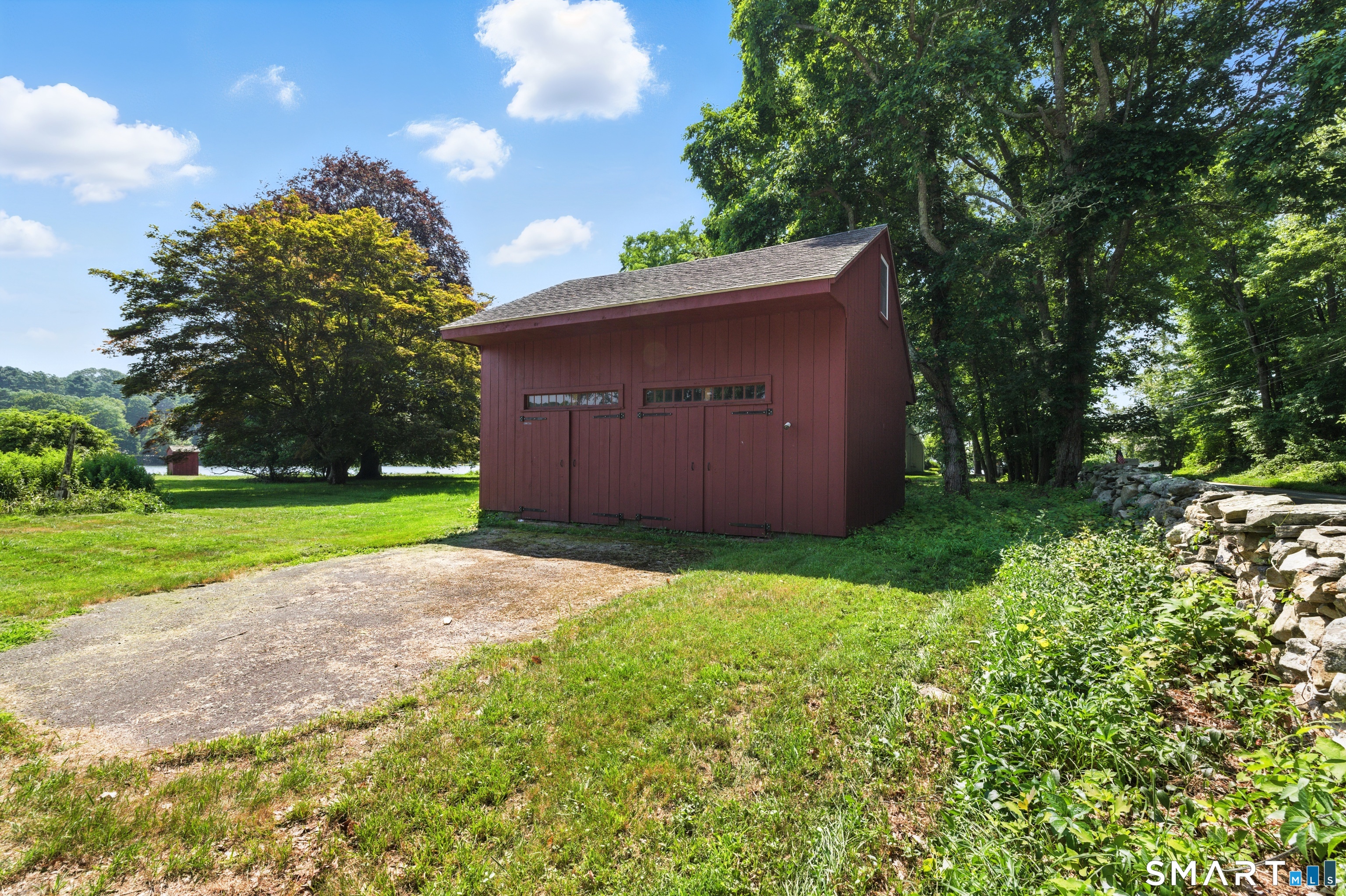 88 Cove Road Property Photo 10