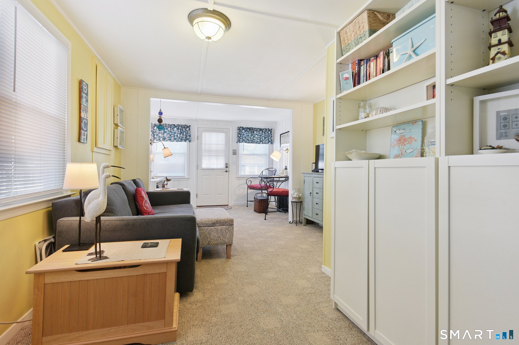 30 Hartford B Avenue Property Photo 8