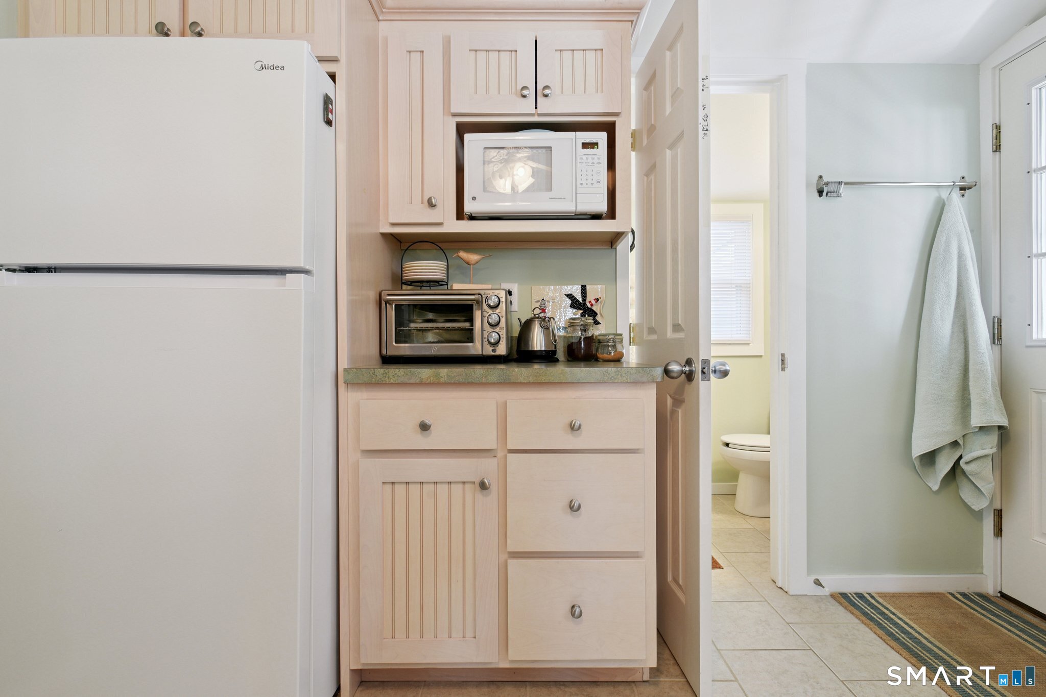 30 Hartford B Avenue Property Photo 12