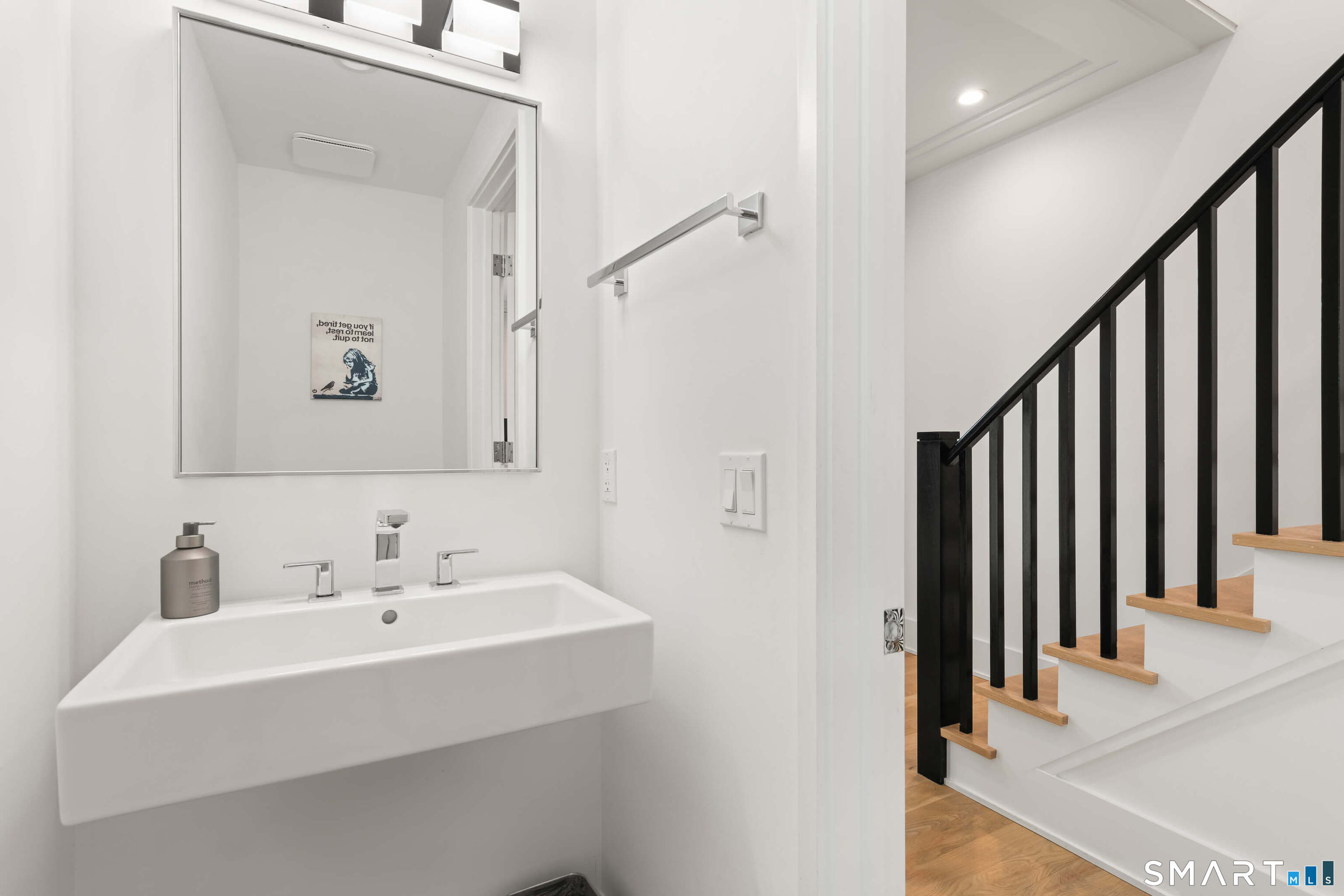40 Richmondville Avenue Property Photo 16