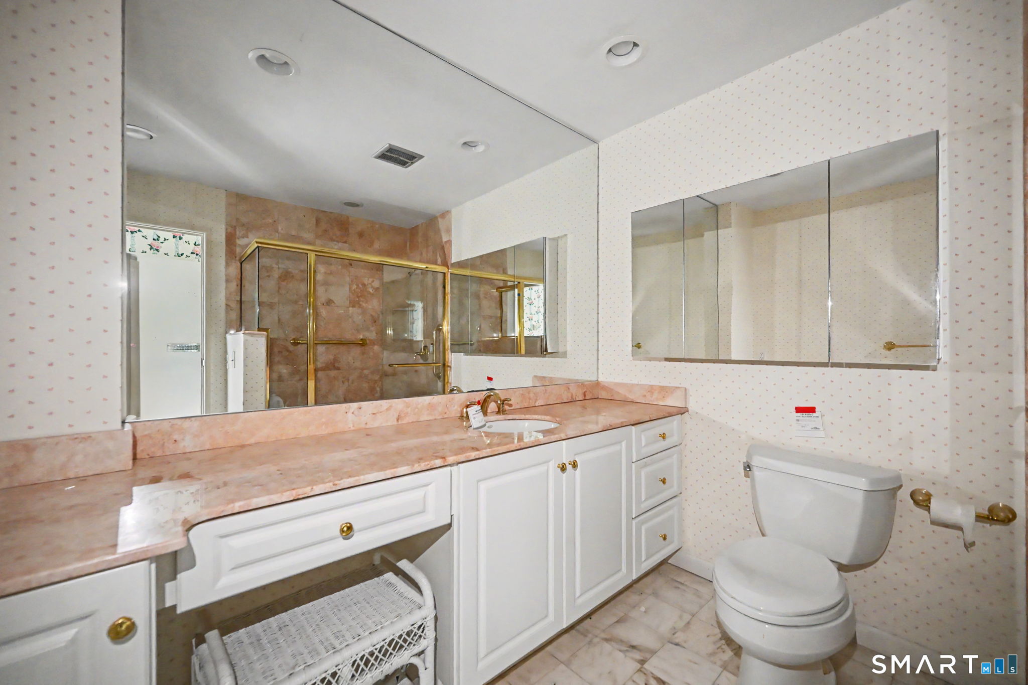 3200 Park 4c1 Avenue Property Photo 24