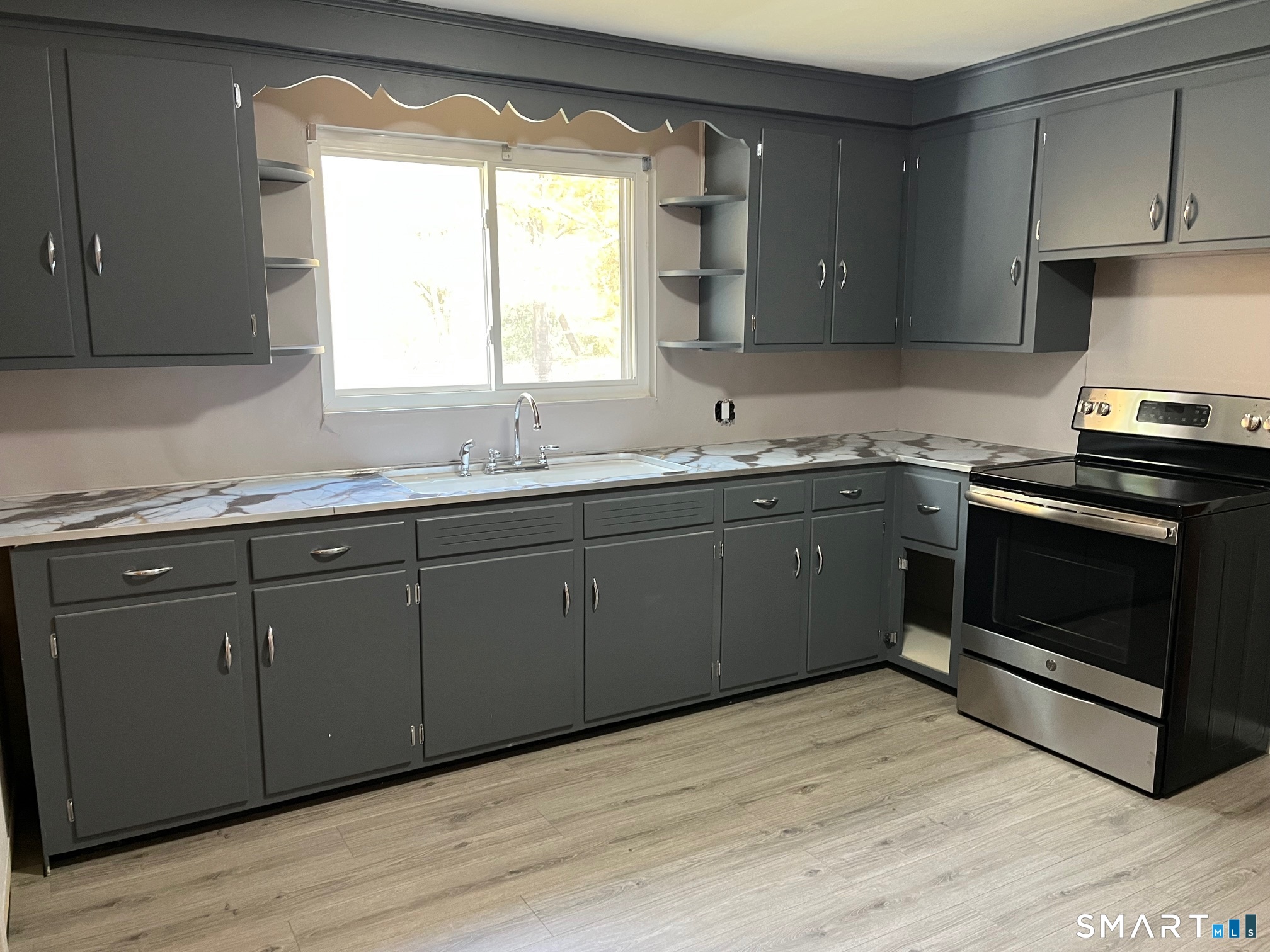 195 Valley Street Property Photo 1