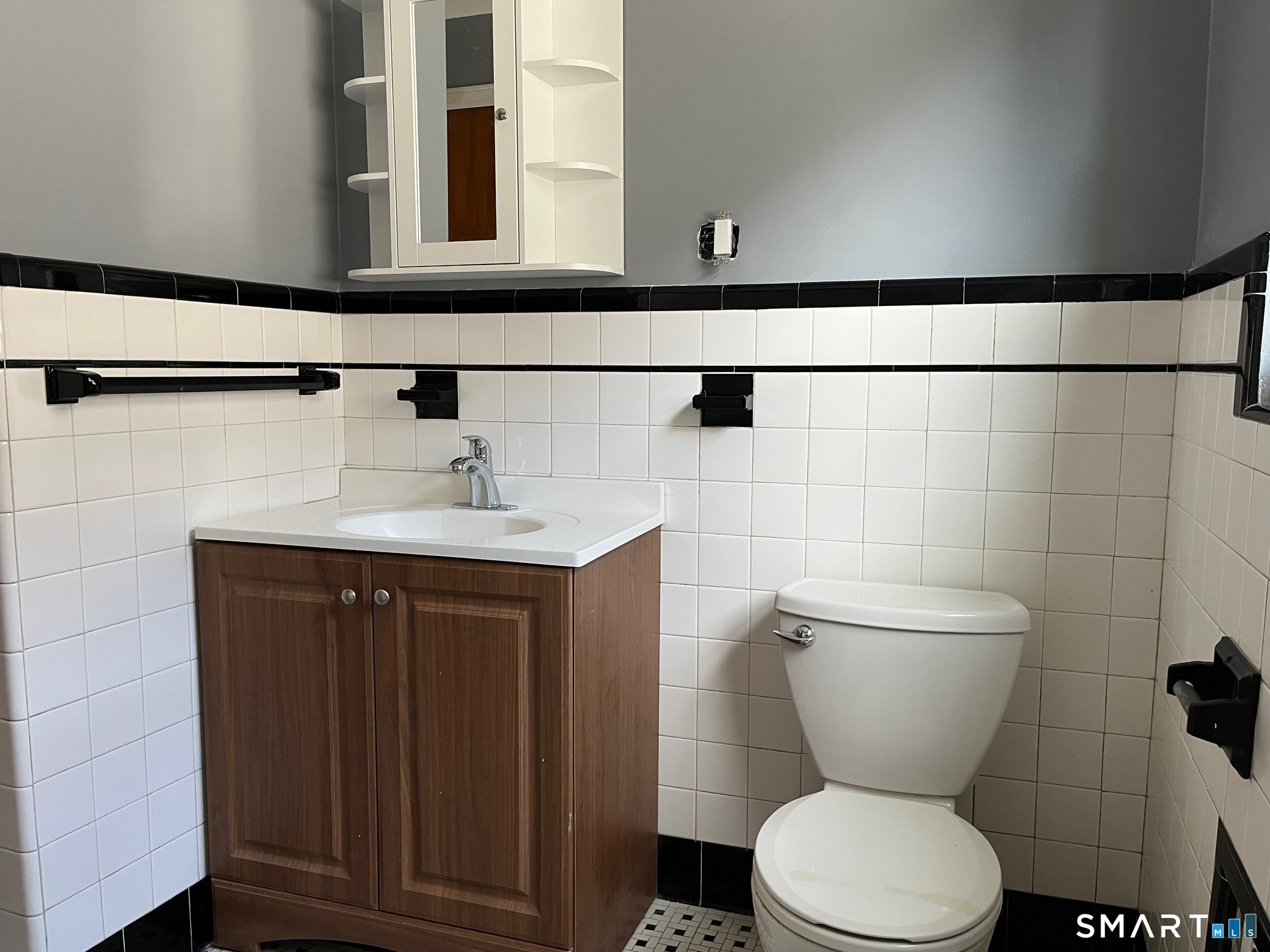 195 Valley Street Property Photo 7