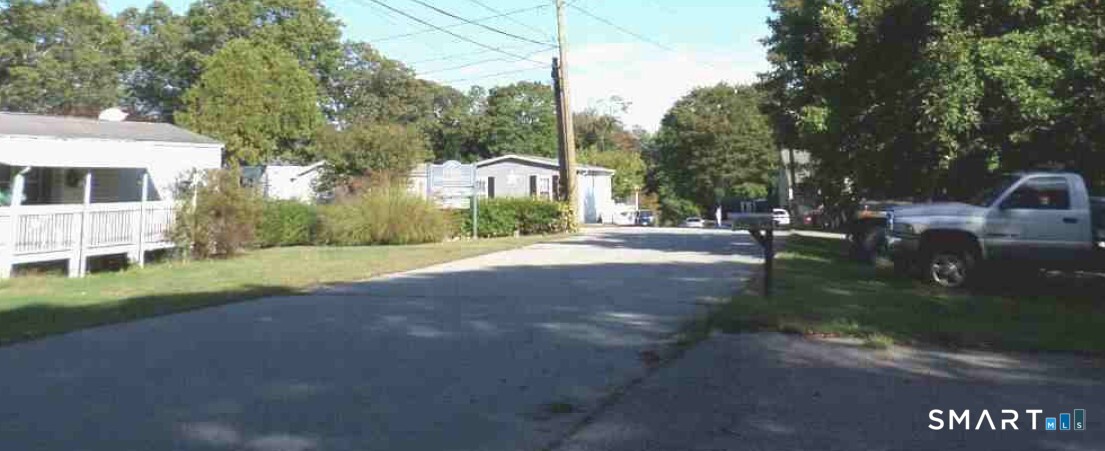5 Blumenthal Drive Property Photo 2
