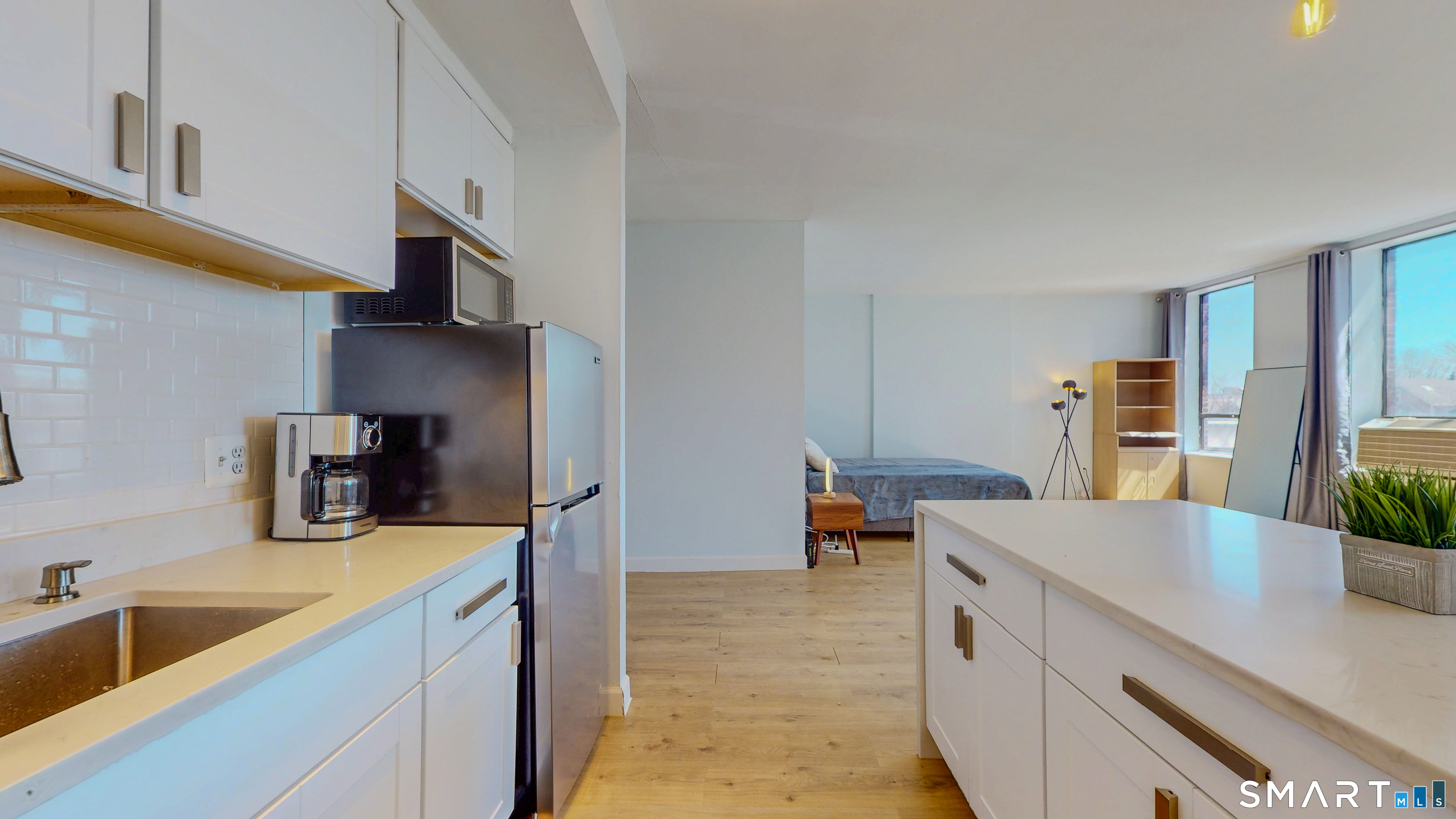 94 Washington 9 Street Property Photo 10