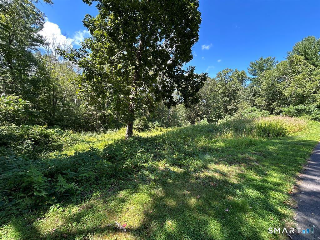 36 Olde Meadow Road Property Photo 7