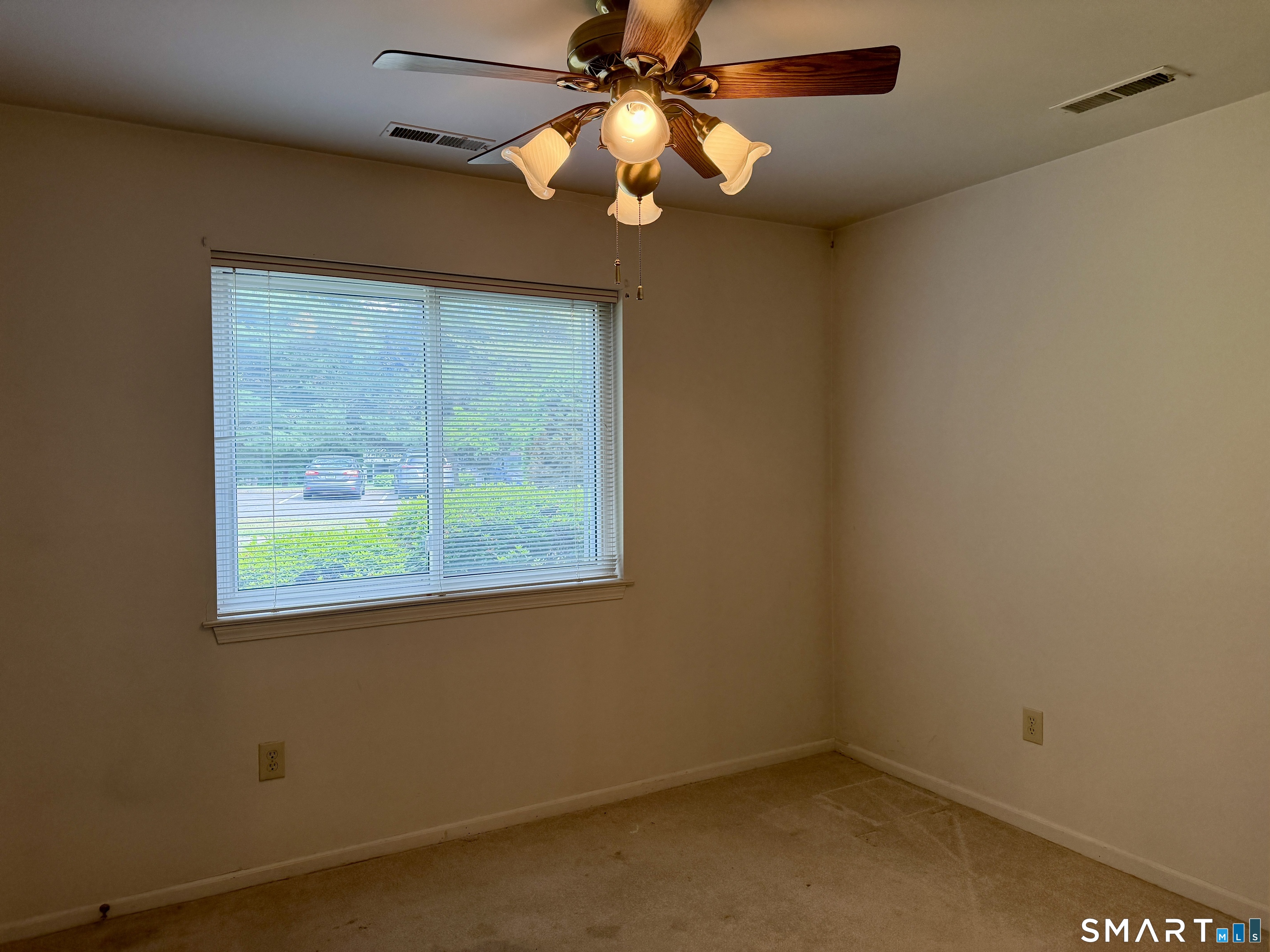 210 Windgate A Circle Property Photo 6