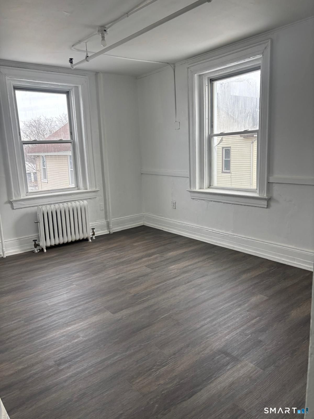 32 Pequonnock Street Property Photo 2