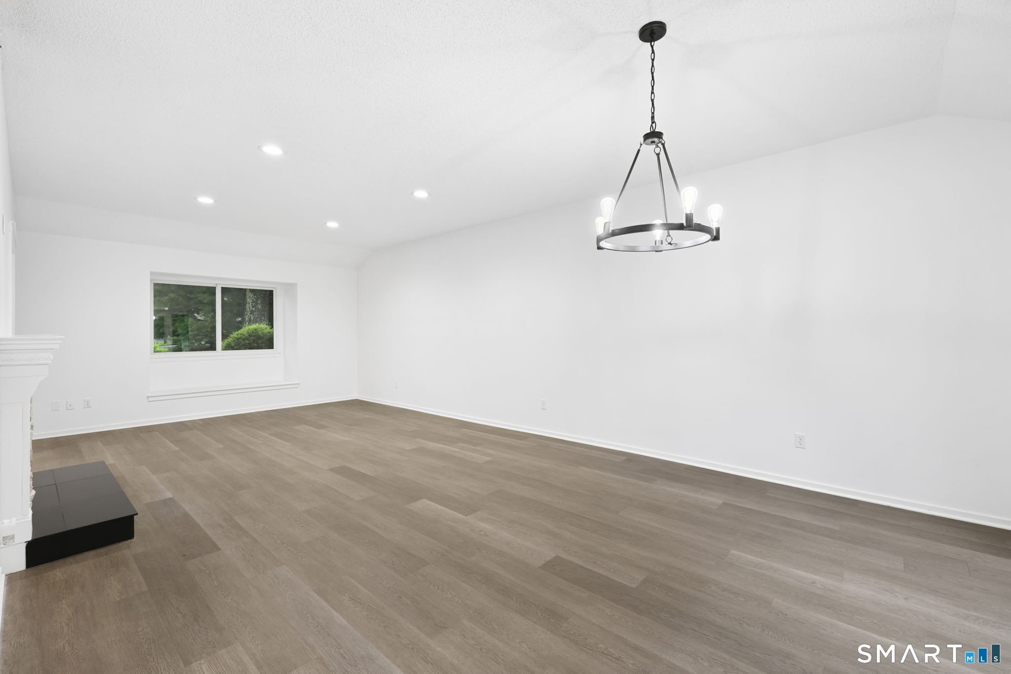 930 Heritage B Village Property Photo 13