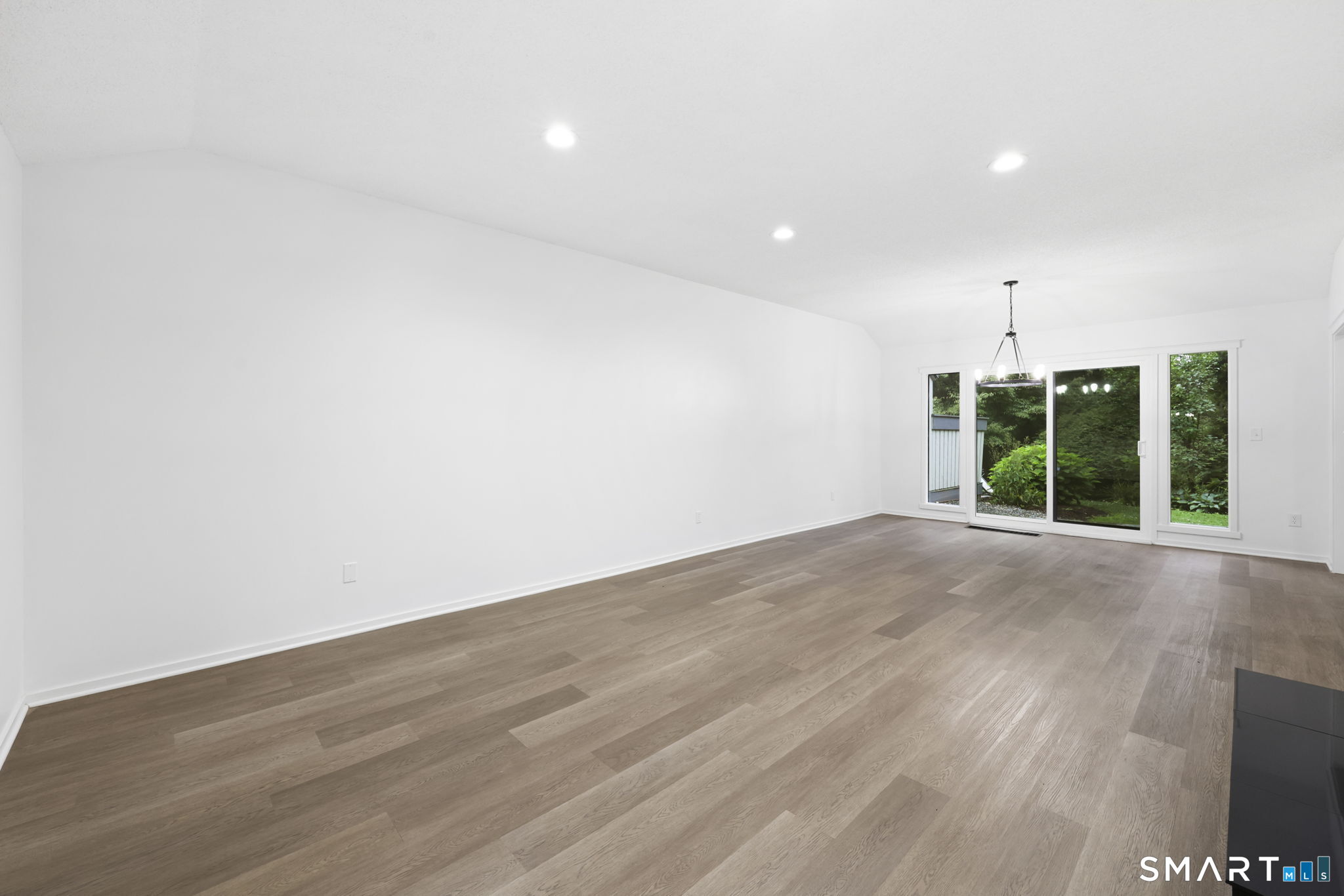930 Heritage B Village Property Photo 15