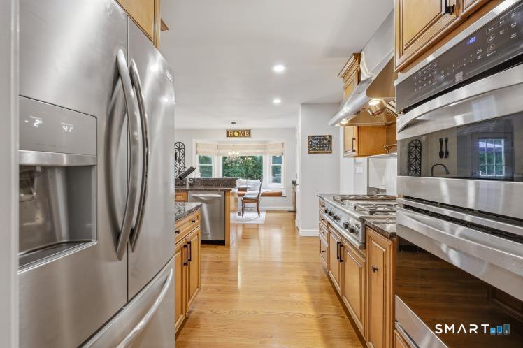 38 Groton Long Point Road Property Photo 11