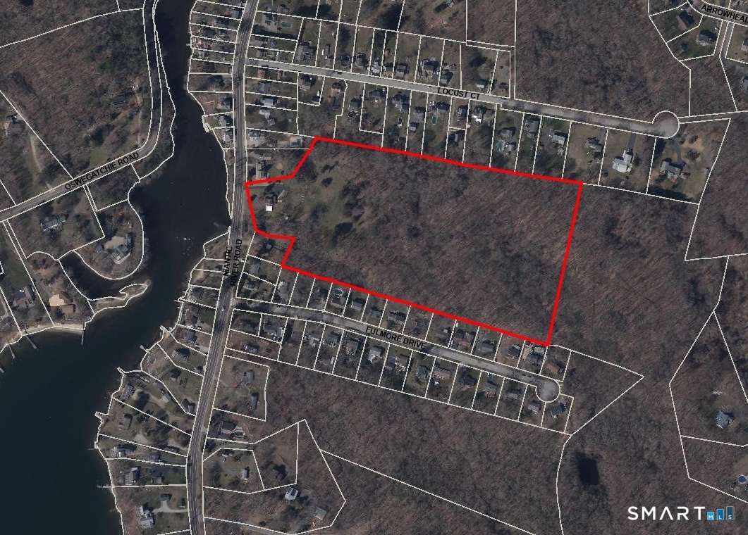 241 Niantic River Road Property Photo 6