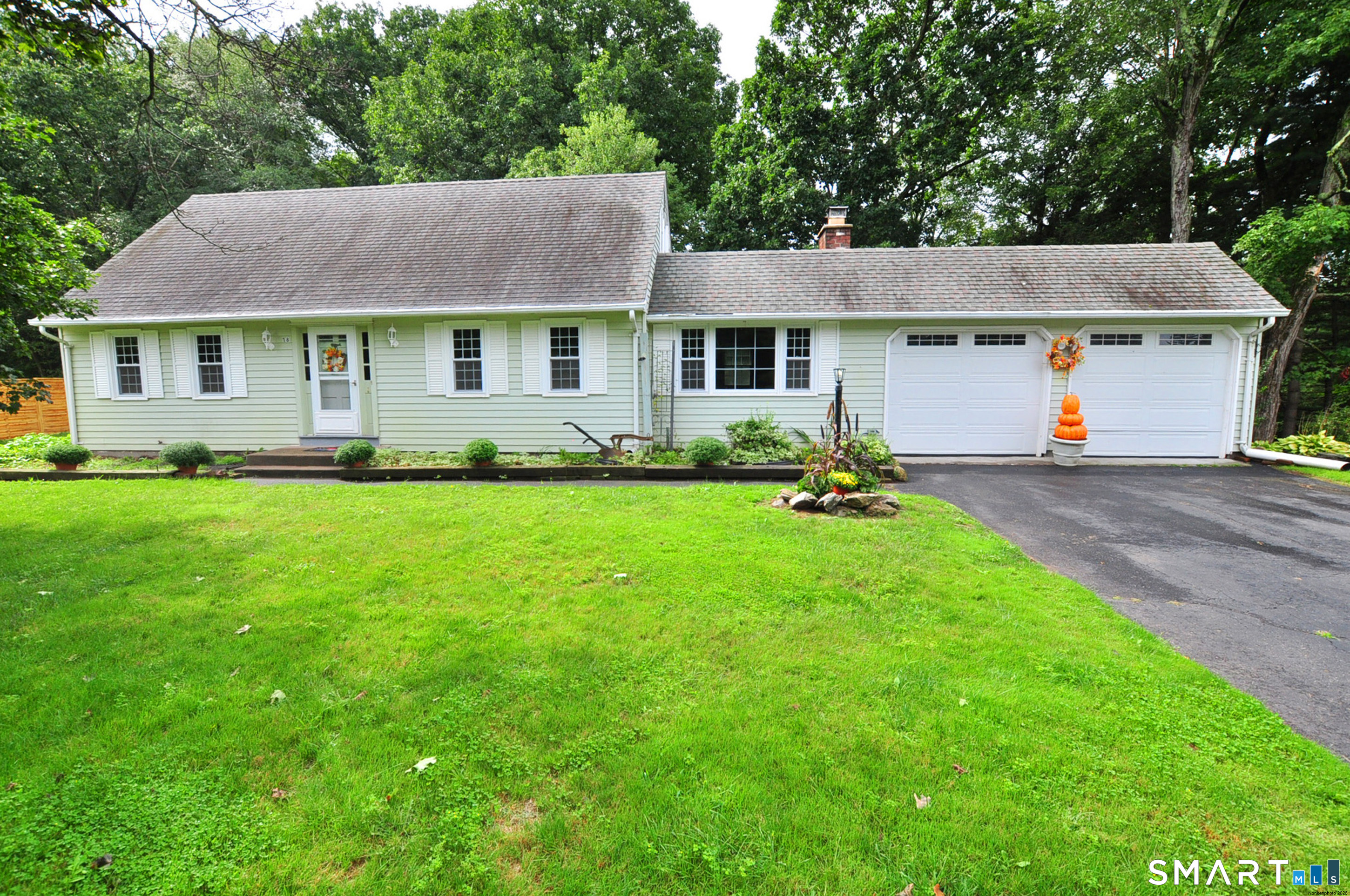 18 Margaret Drive Property Photo 1