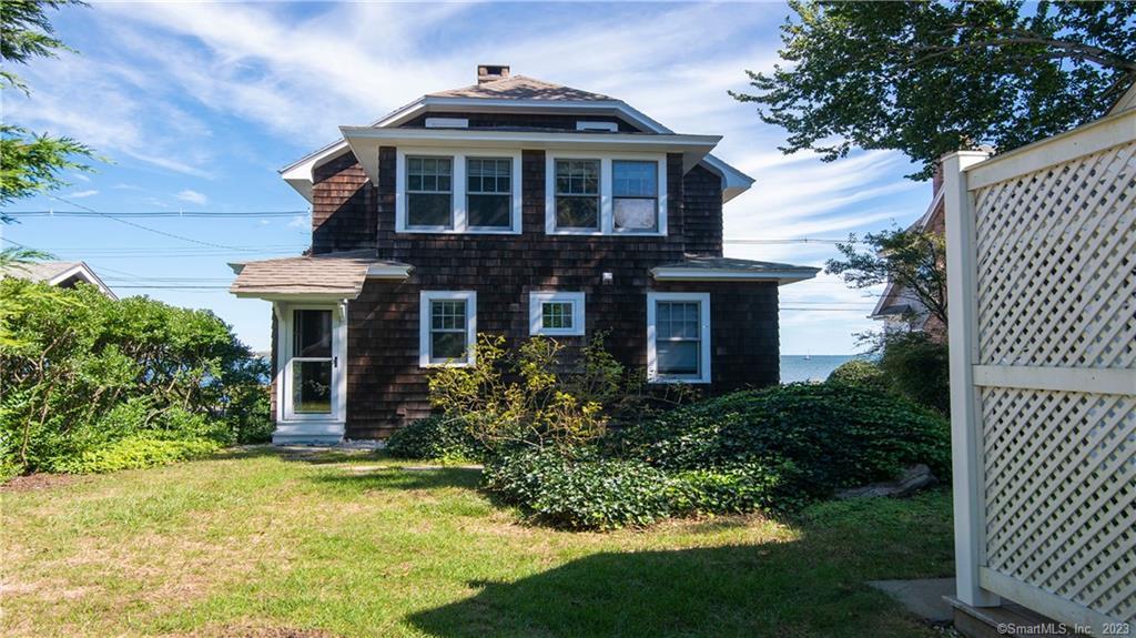 106 Shore East Avenue Property Photo 8