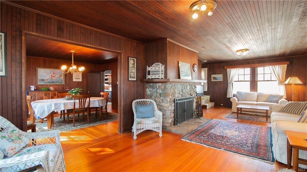 106 Shore East Avenue Property Photo 12