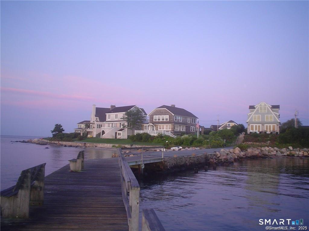 106 Shore East Avenue Property Photo 28