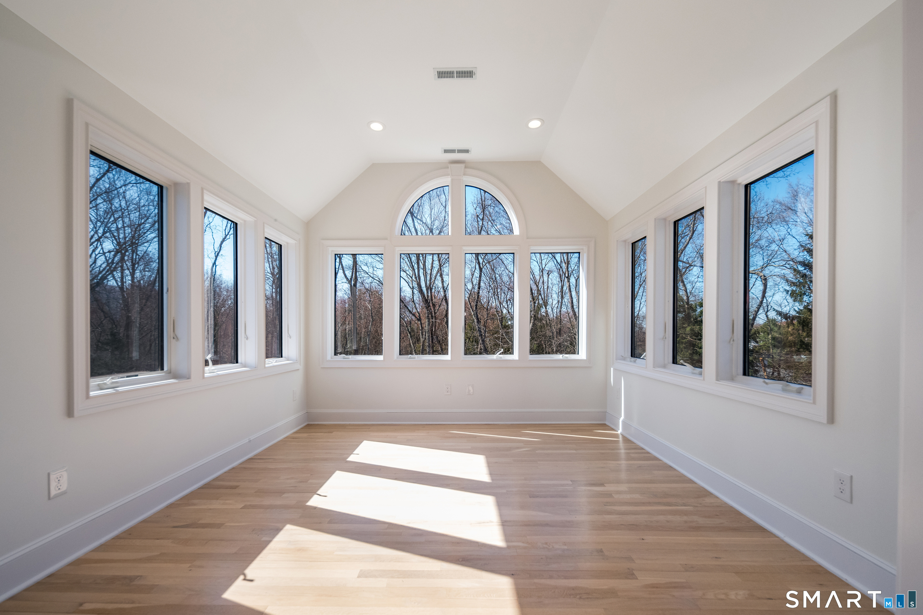45 Island Avenue Property Photo 18