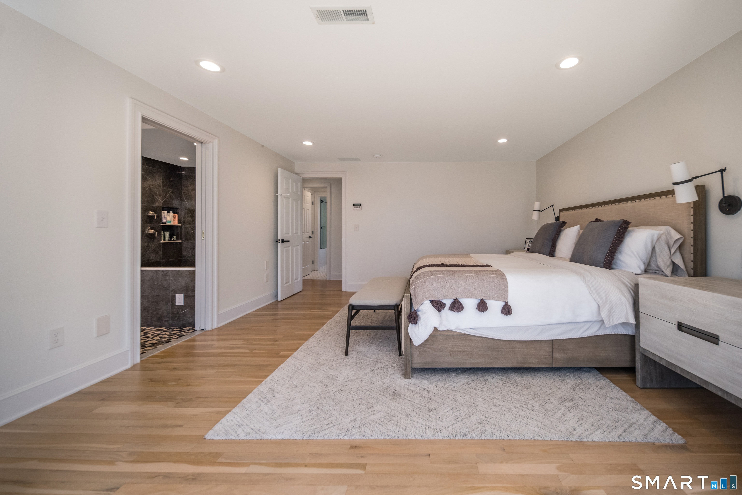 45 Island Avenue Property Photo 21