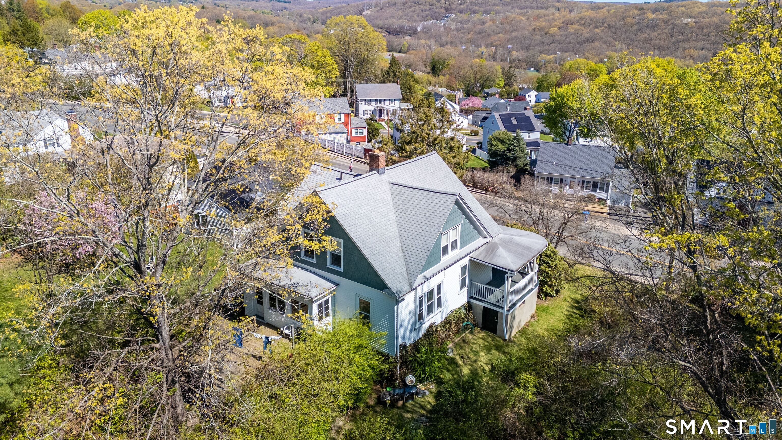 467 Bunker Hill Avenue Property Photo 1
