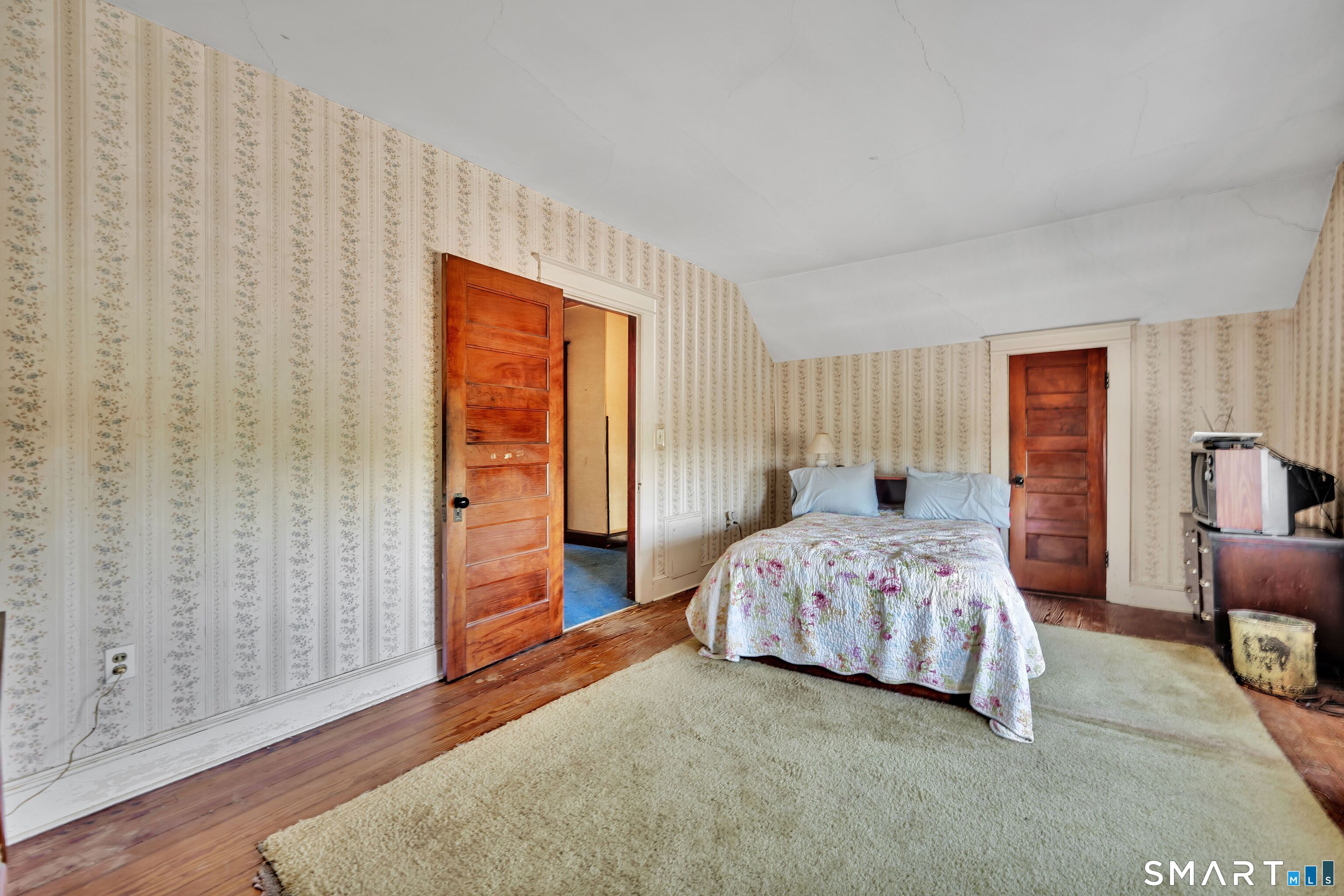 467 Bunker Hill Avenue Property Photo 17