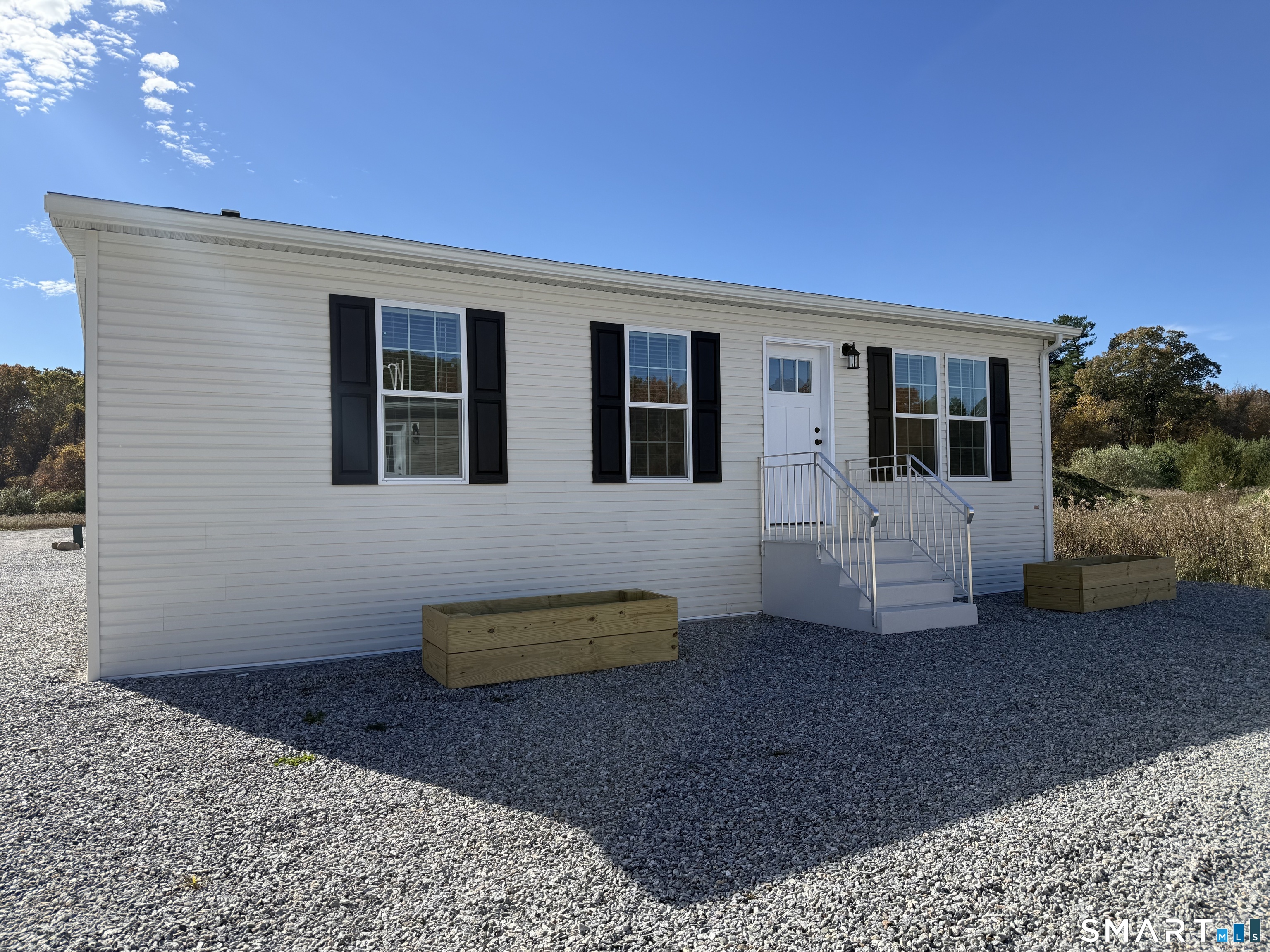 #7, 421 Norwich Westerly Road Property Photo 1