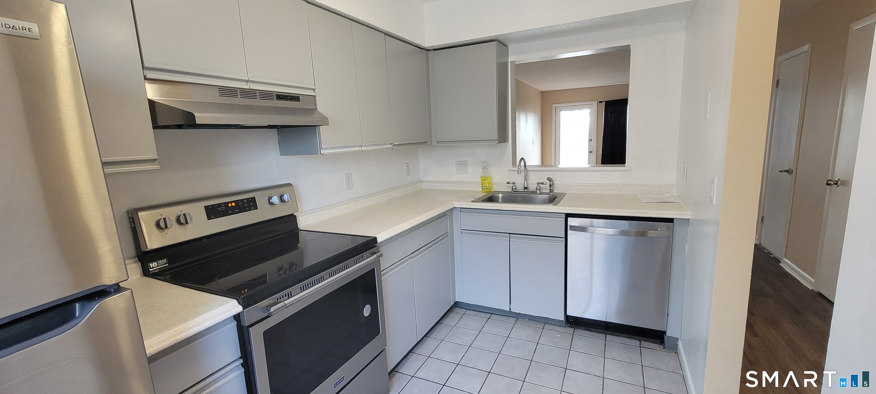 1423 Quinnipiac 812 Avenue Property Photo 3