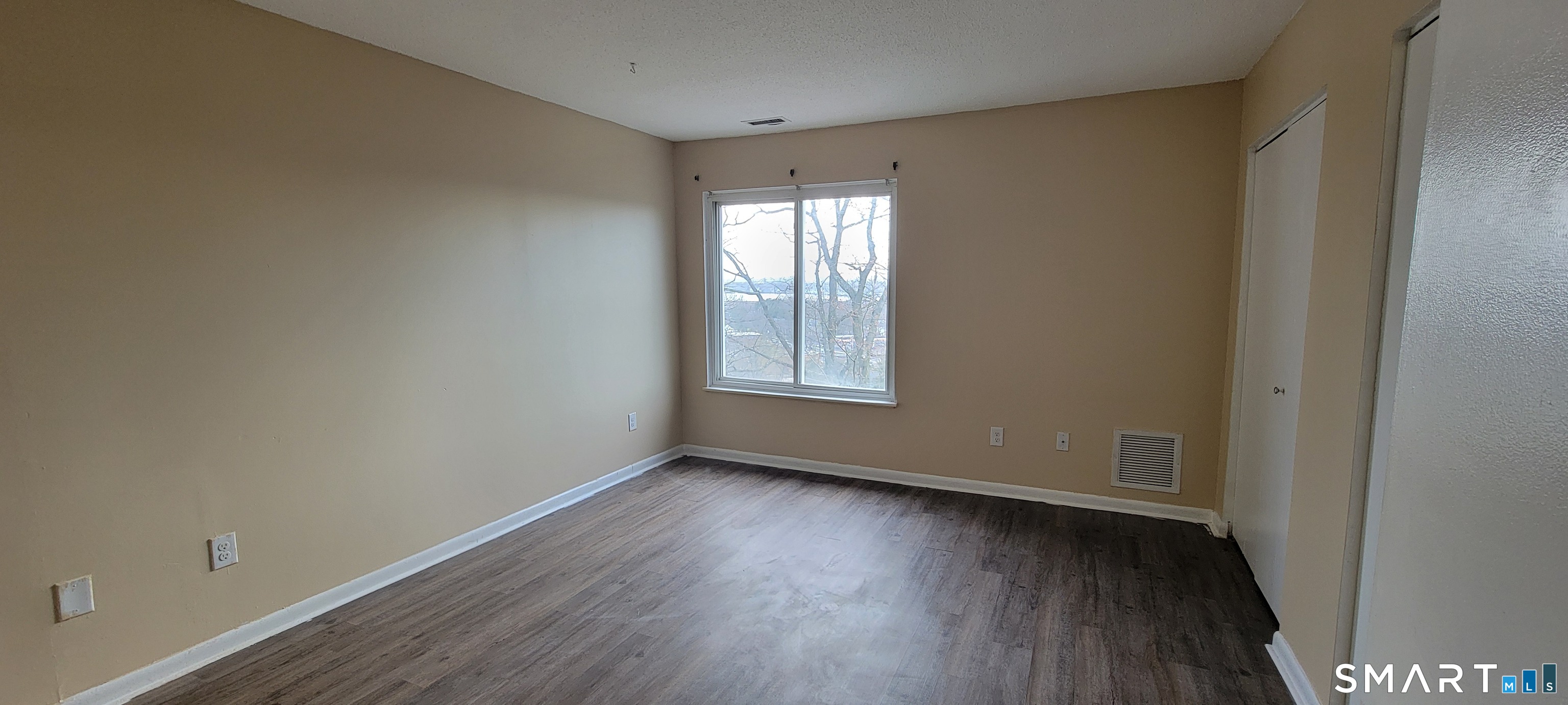 1423 Quinnipiac 812 Avenue Property Photo 19