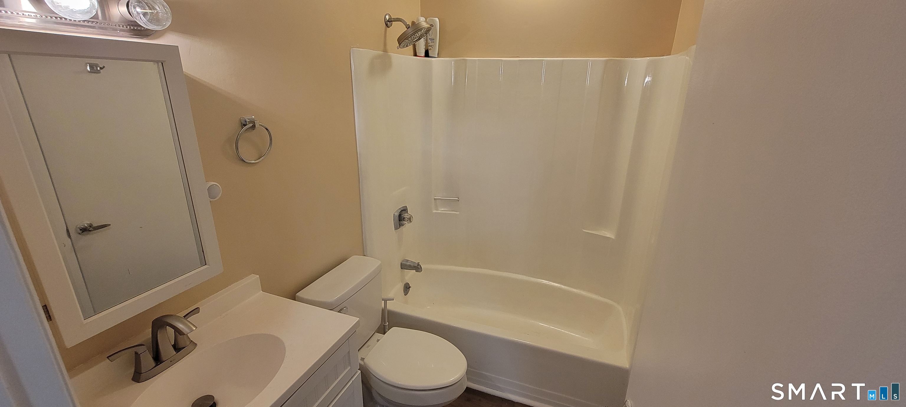 1423 Quinnipiac 812 Avenue Property Photo 23