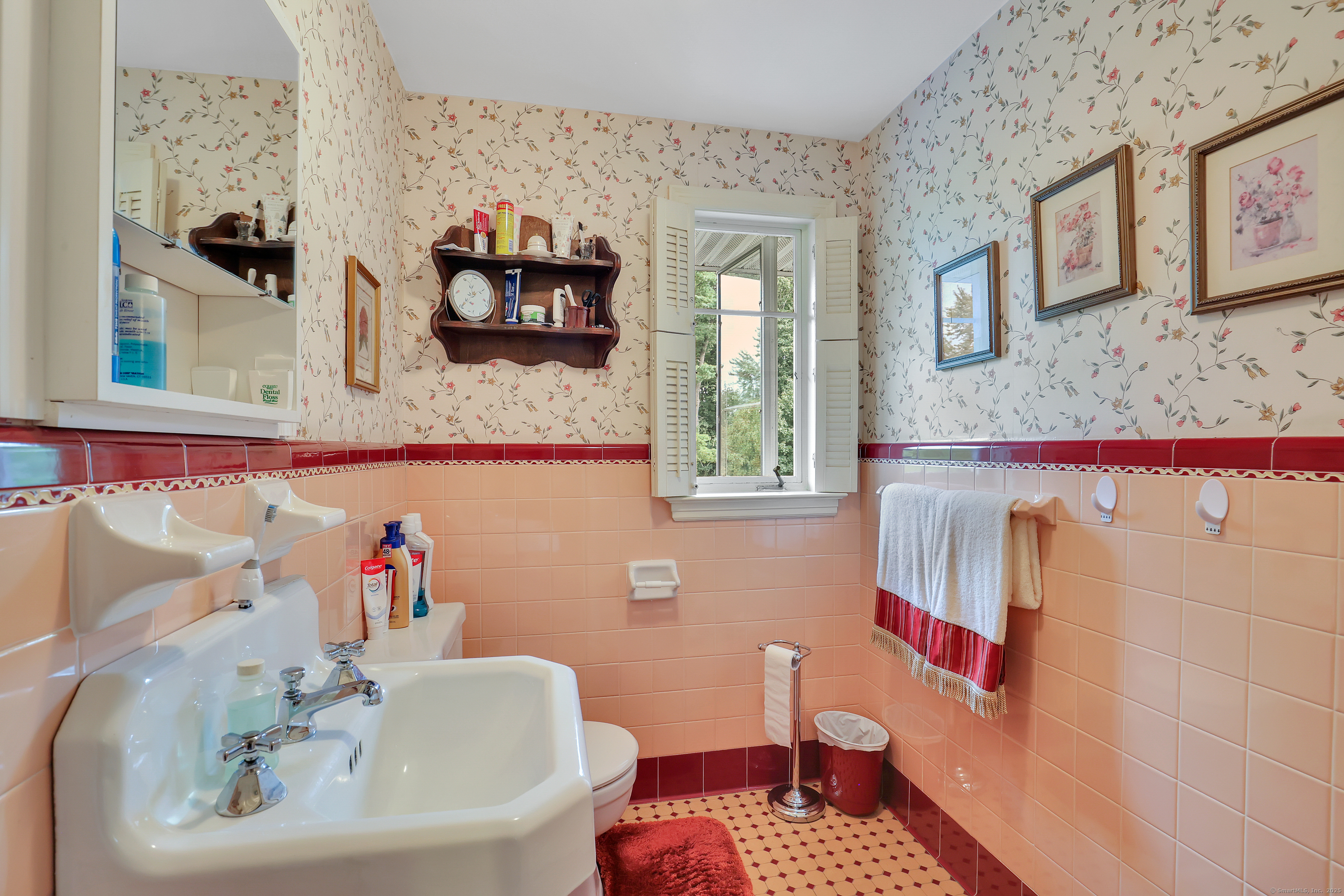 146 Lambert Avenue Property Photo 17