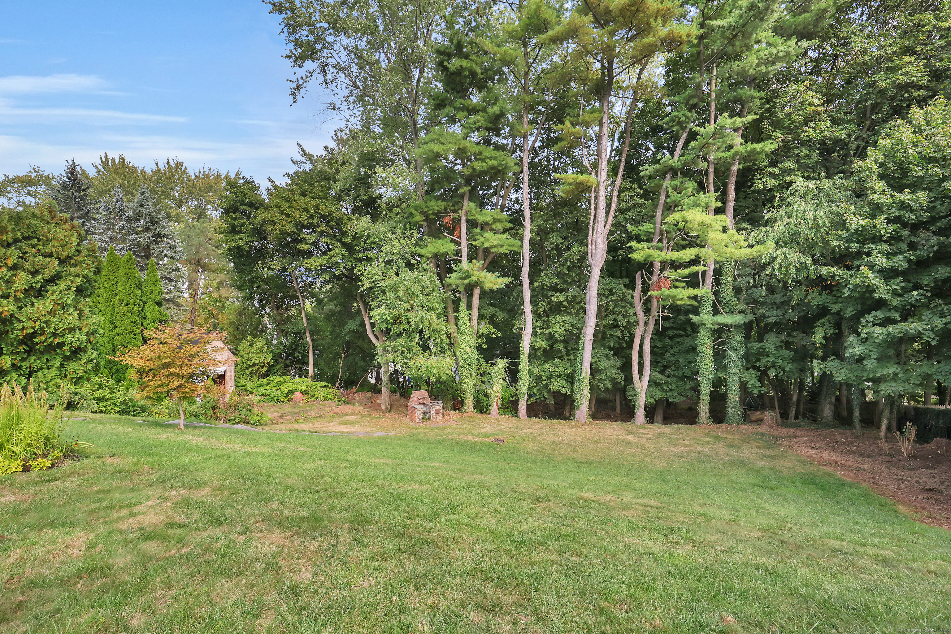 146 Lambert Avenue Property Photo 28