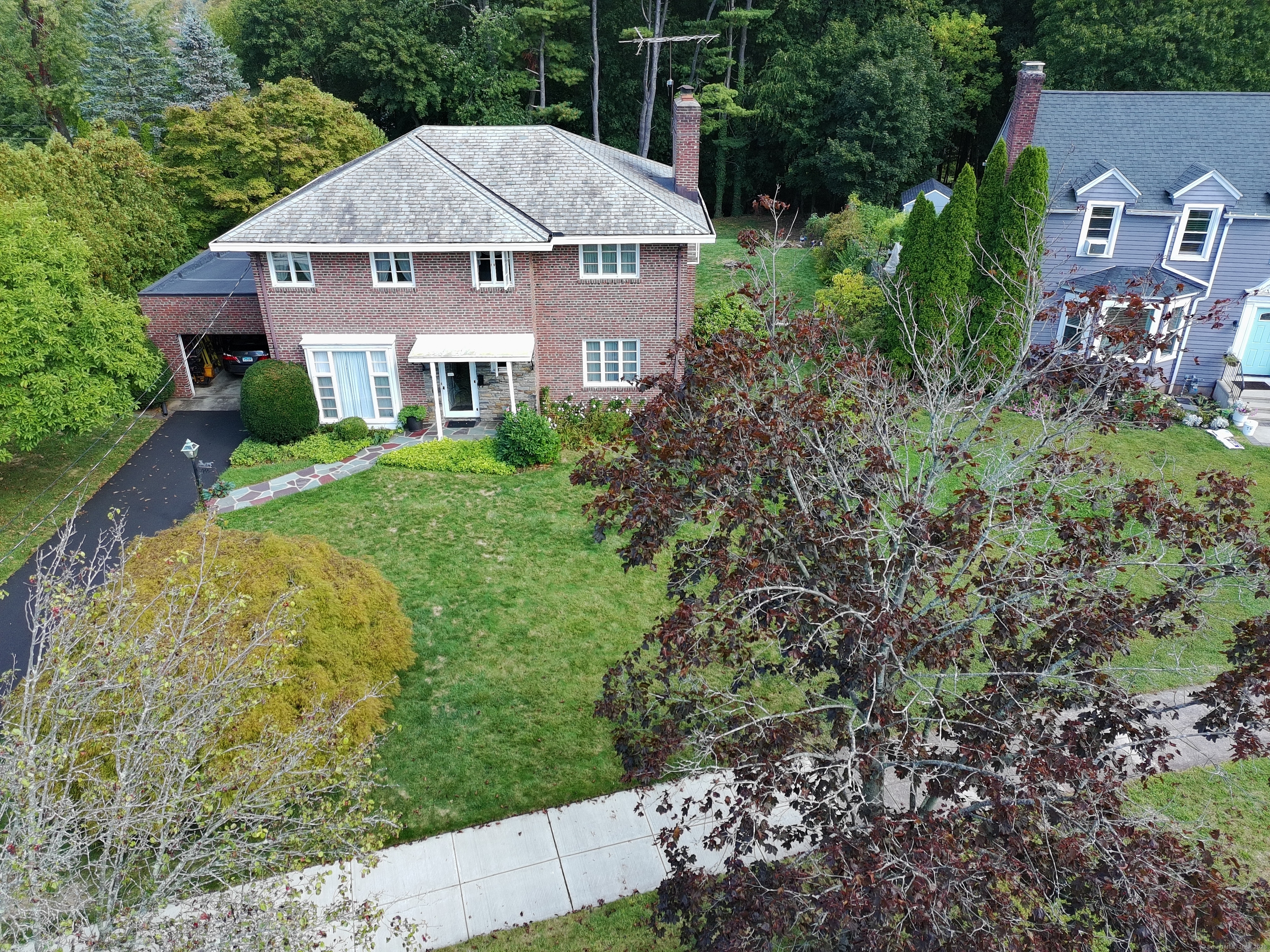146 Lambert Avenue Property Photo 31