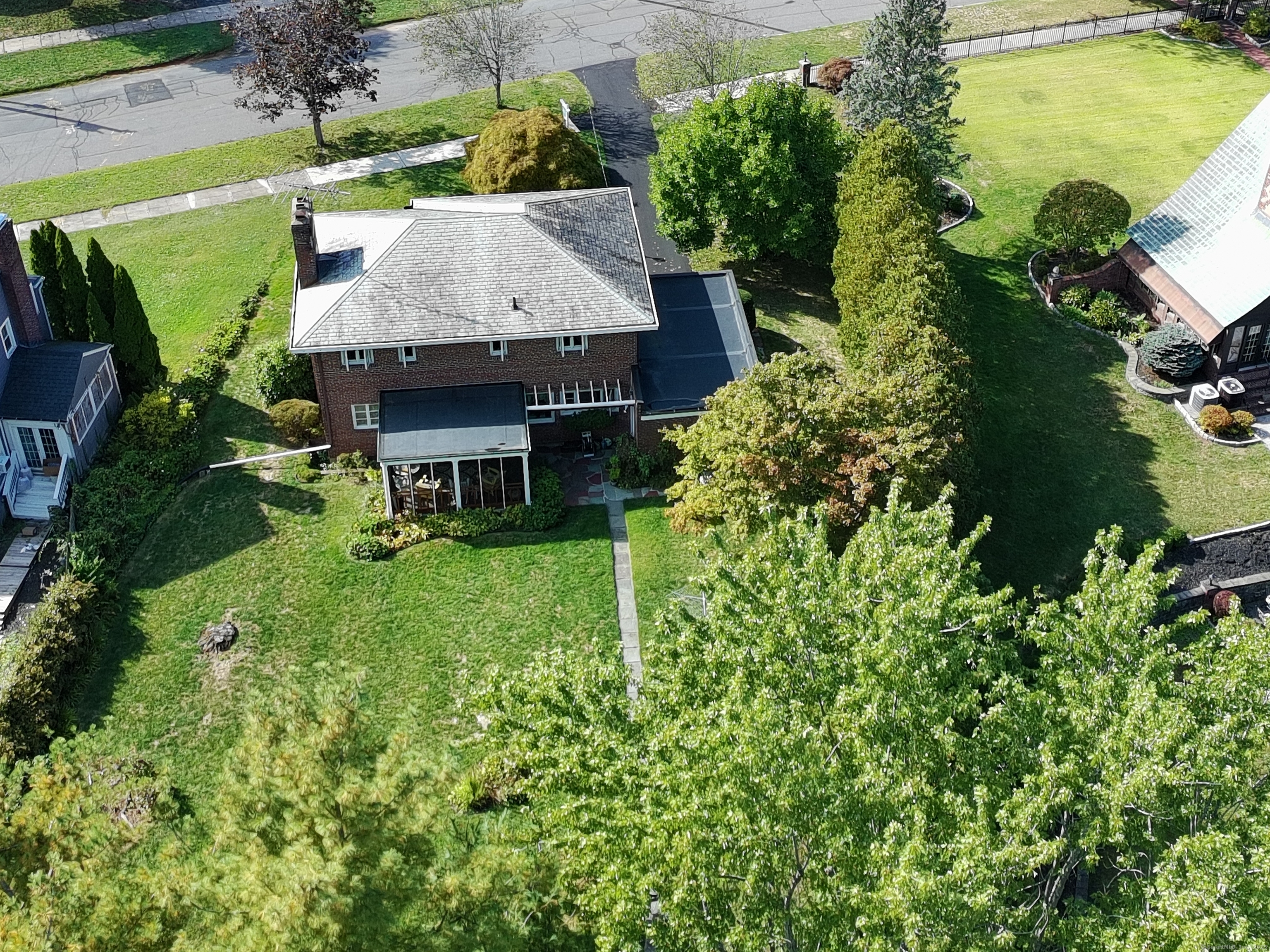 146 Lambert Avenue Property Photo 33