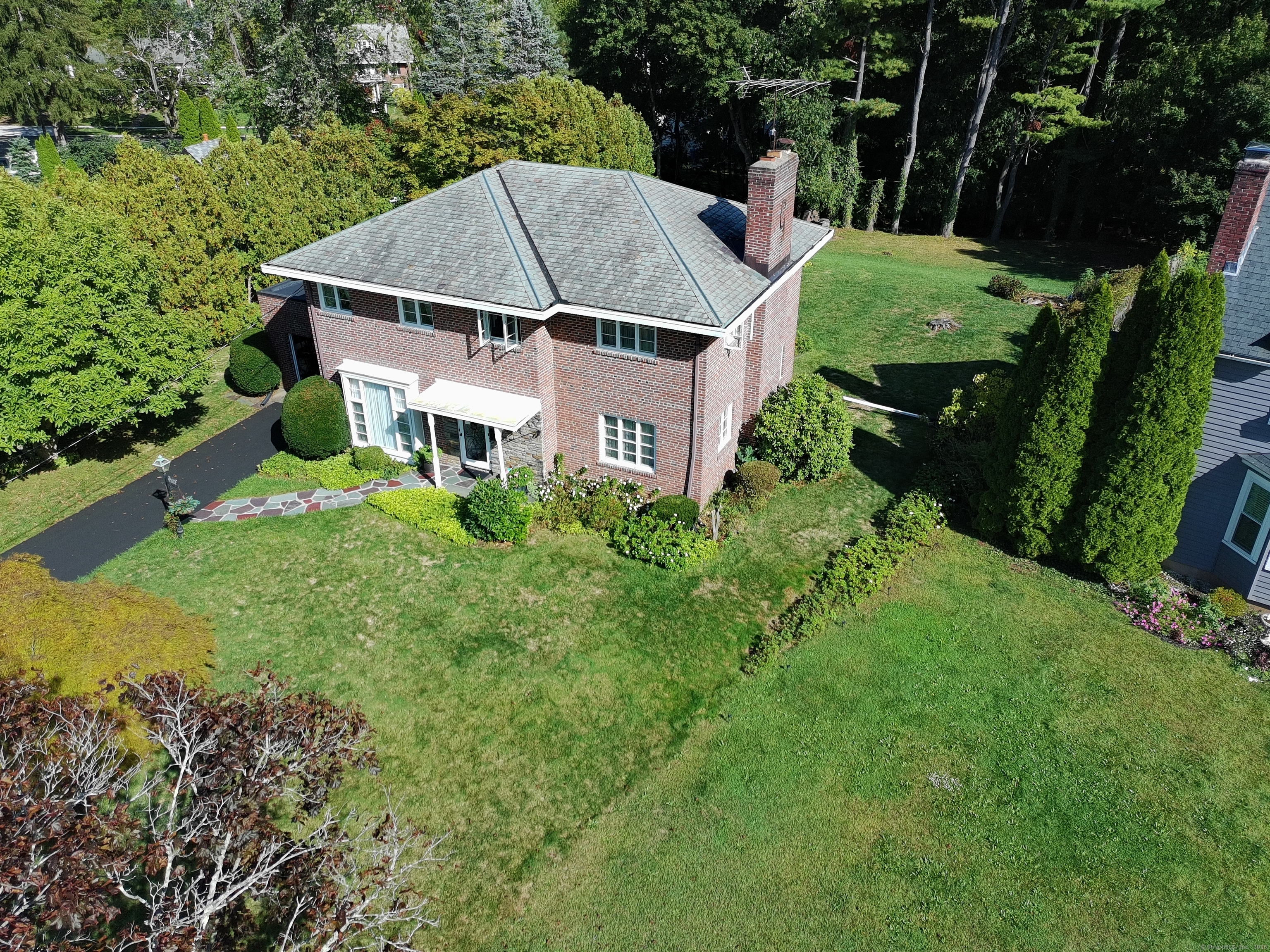 146 Lambert Avenue Property Photo 35