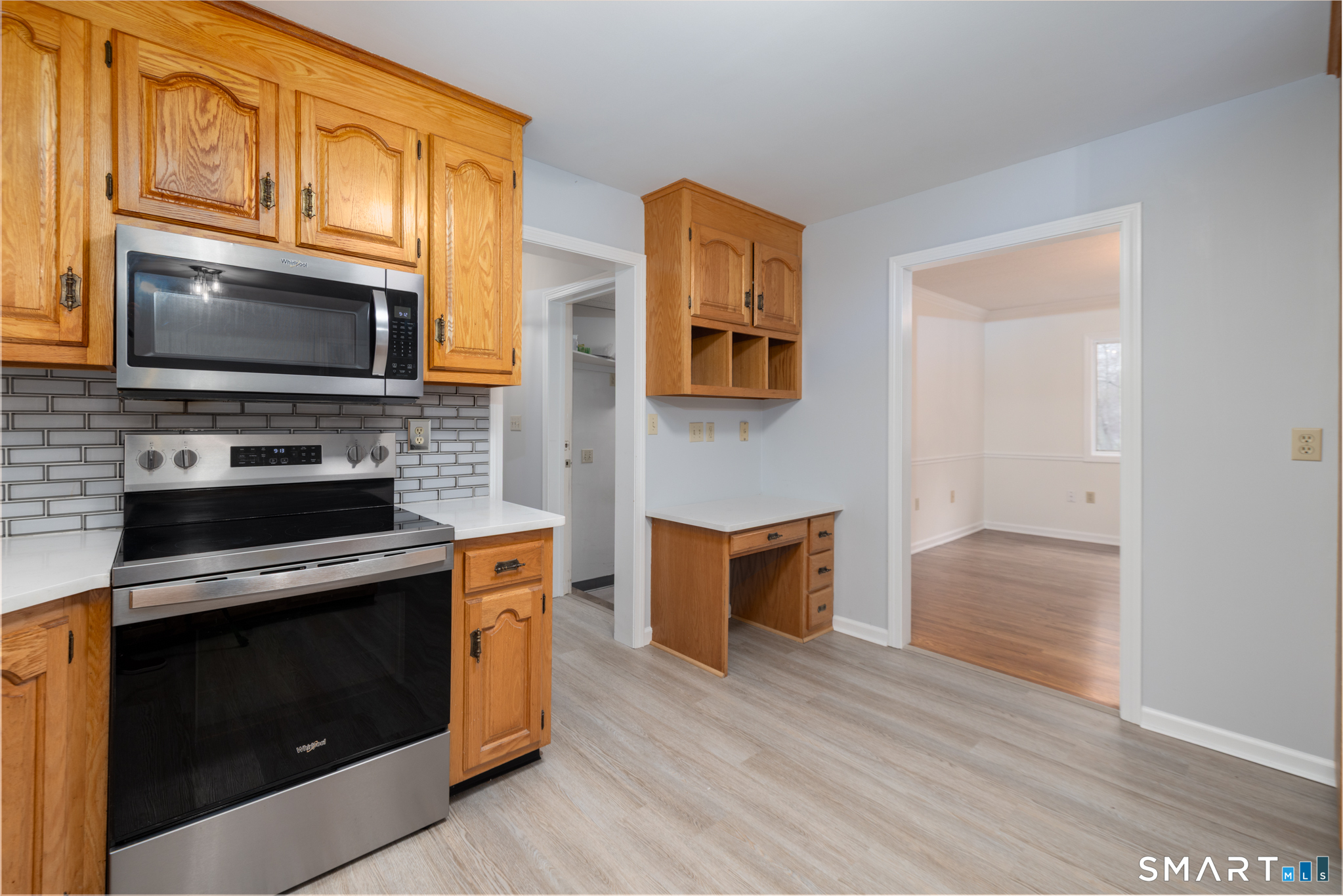 90 Fenn Road Property Photo 10