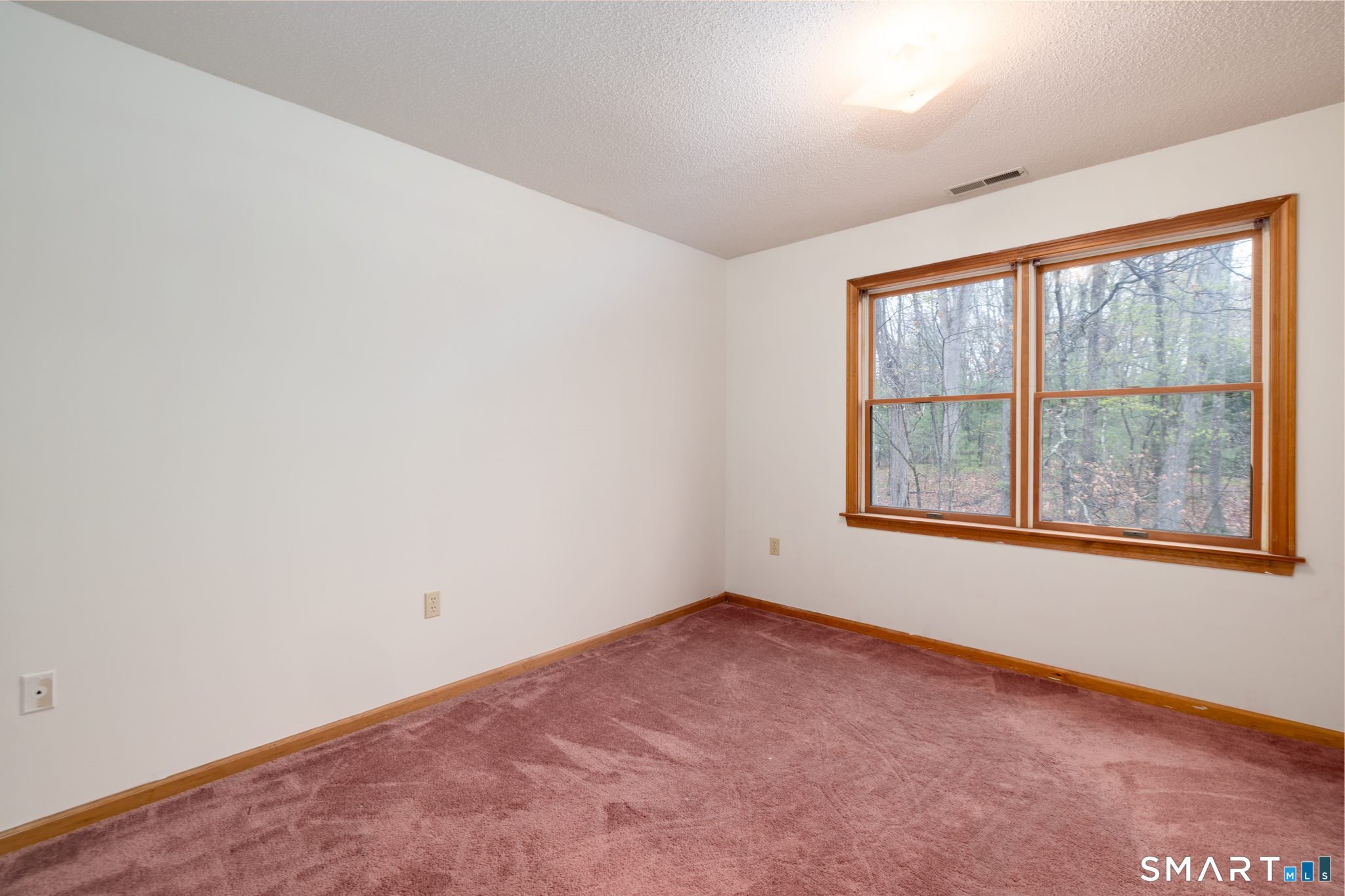 90 Fenn Road Property Photo 17