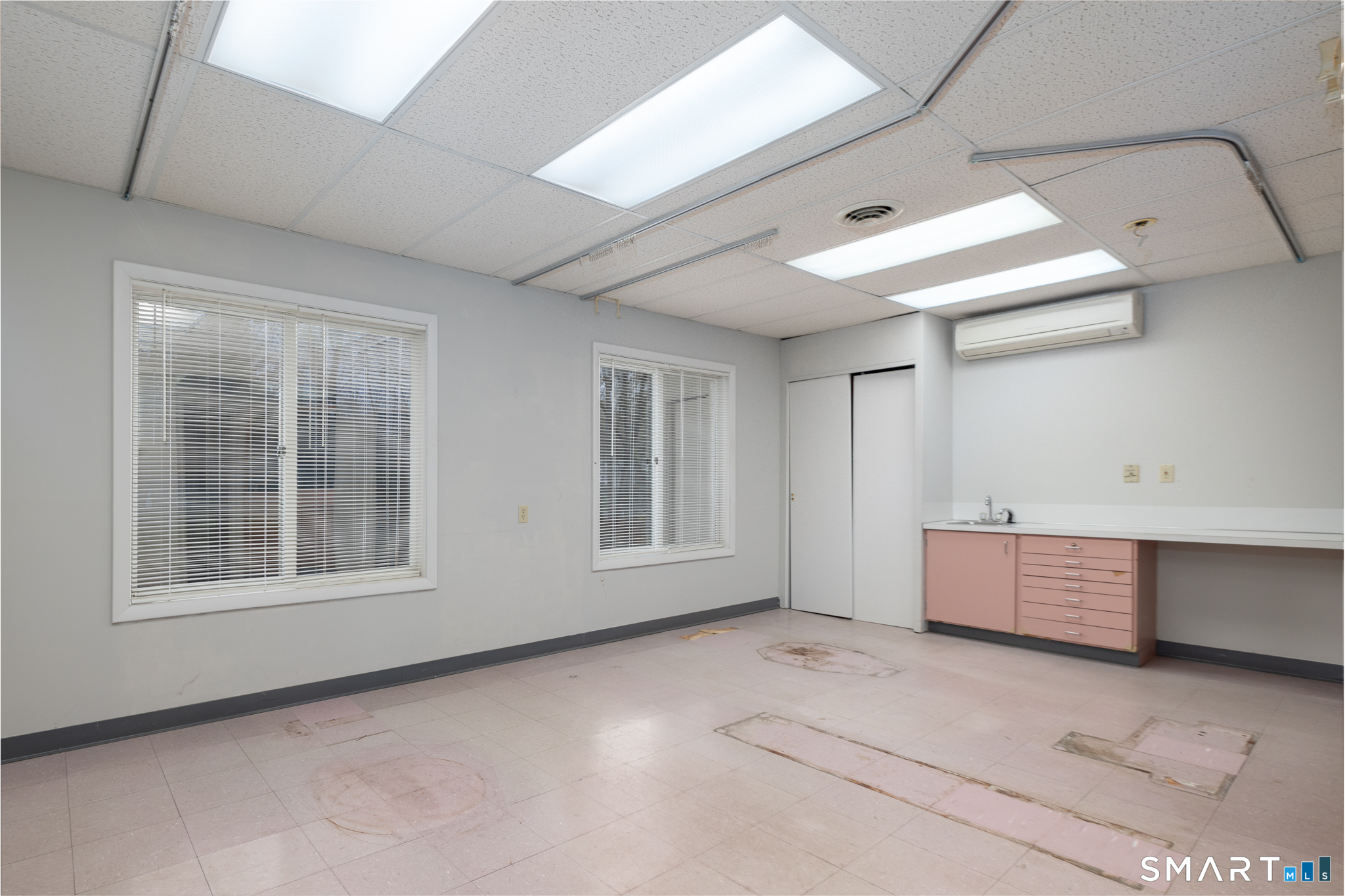 90 Fenn Road Property Photo 24