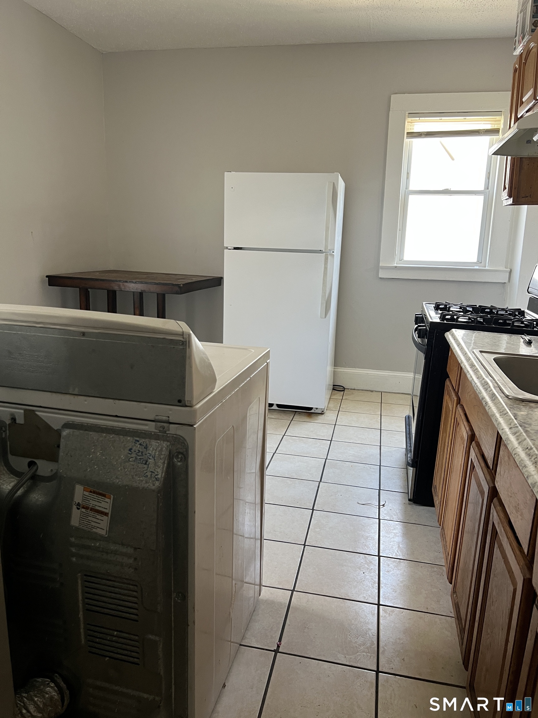 104 Mather 2nd Floor Street Property Photo 9