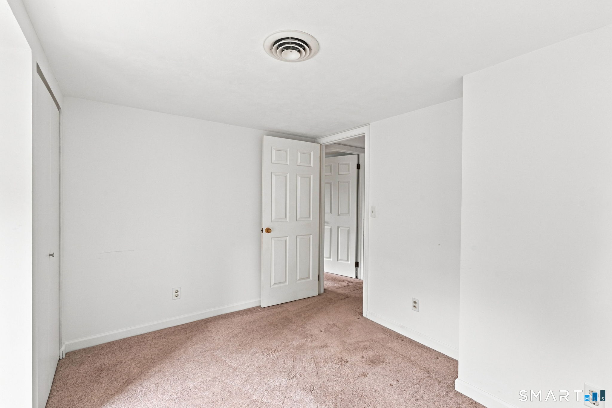 85 Litchfield East Road Property Photo 17