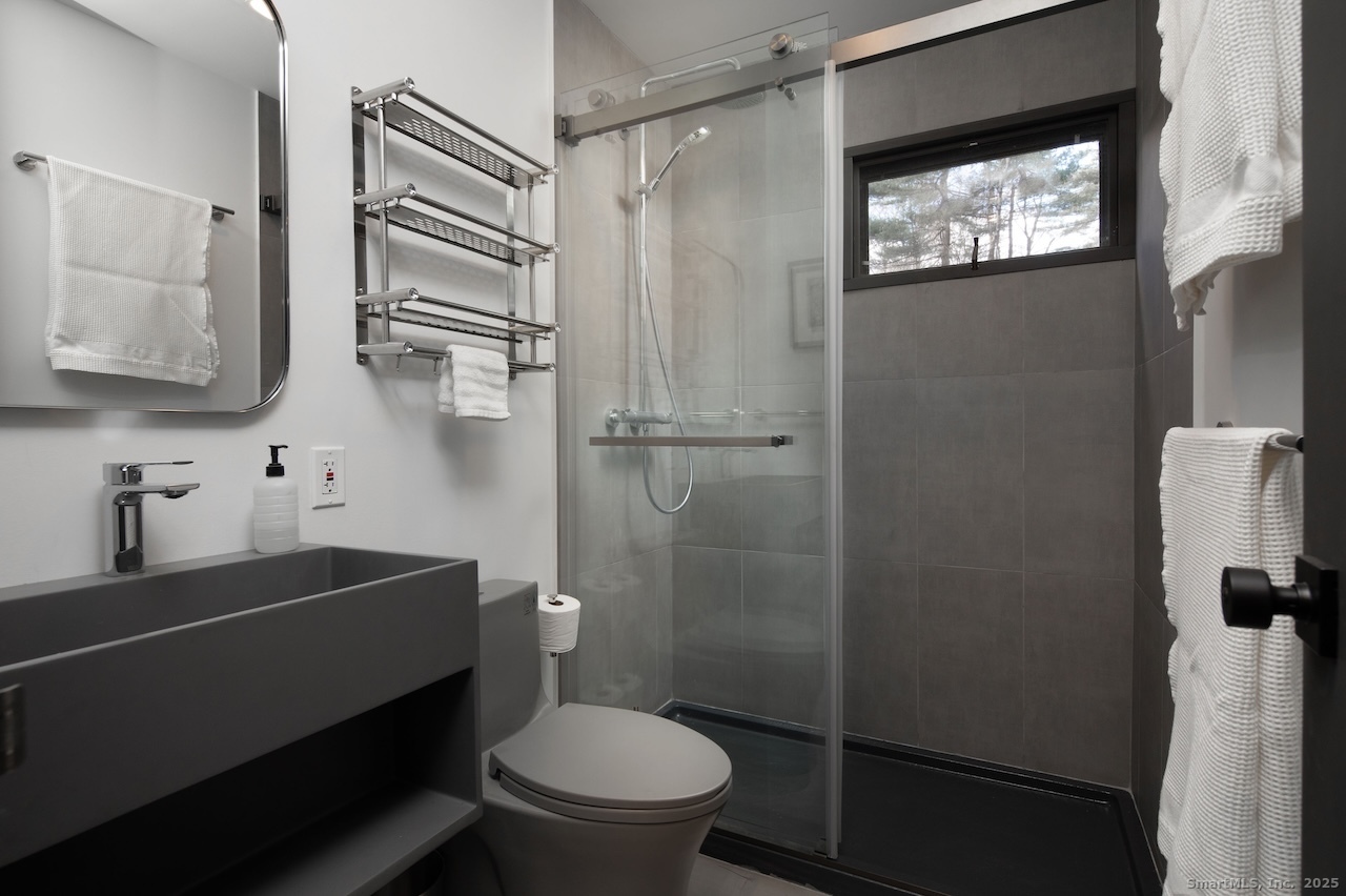 40 Canterbury Lane Property Photo 21