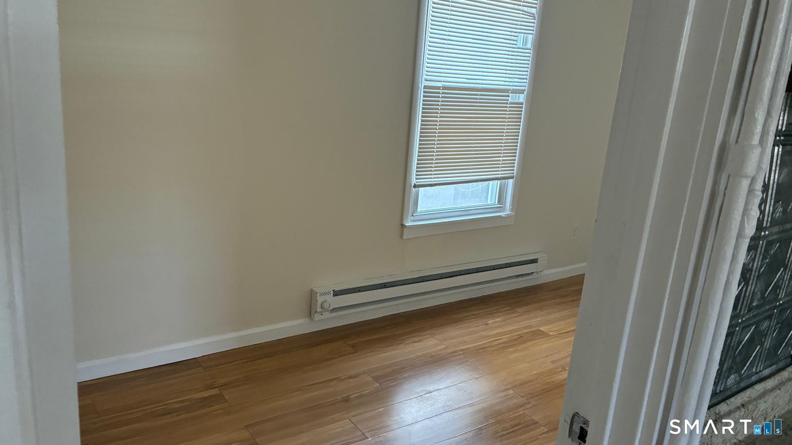 54 North 1 Avenue Property Photo 6