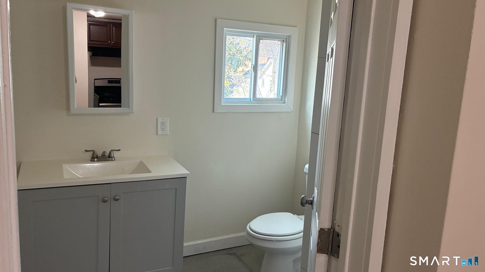 54 North 1 Avenue Property Photo 11