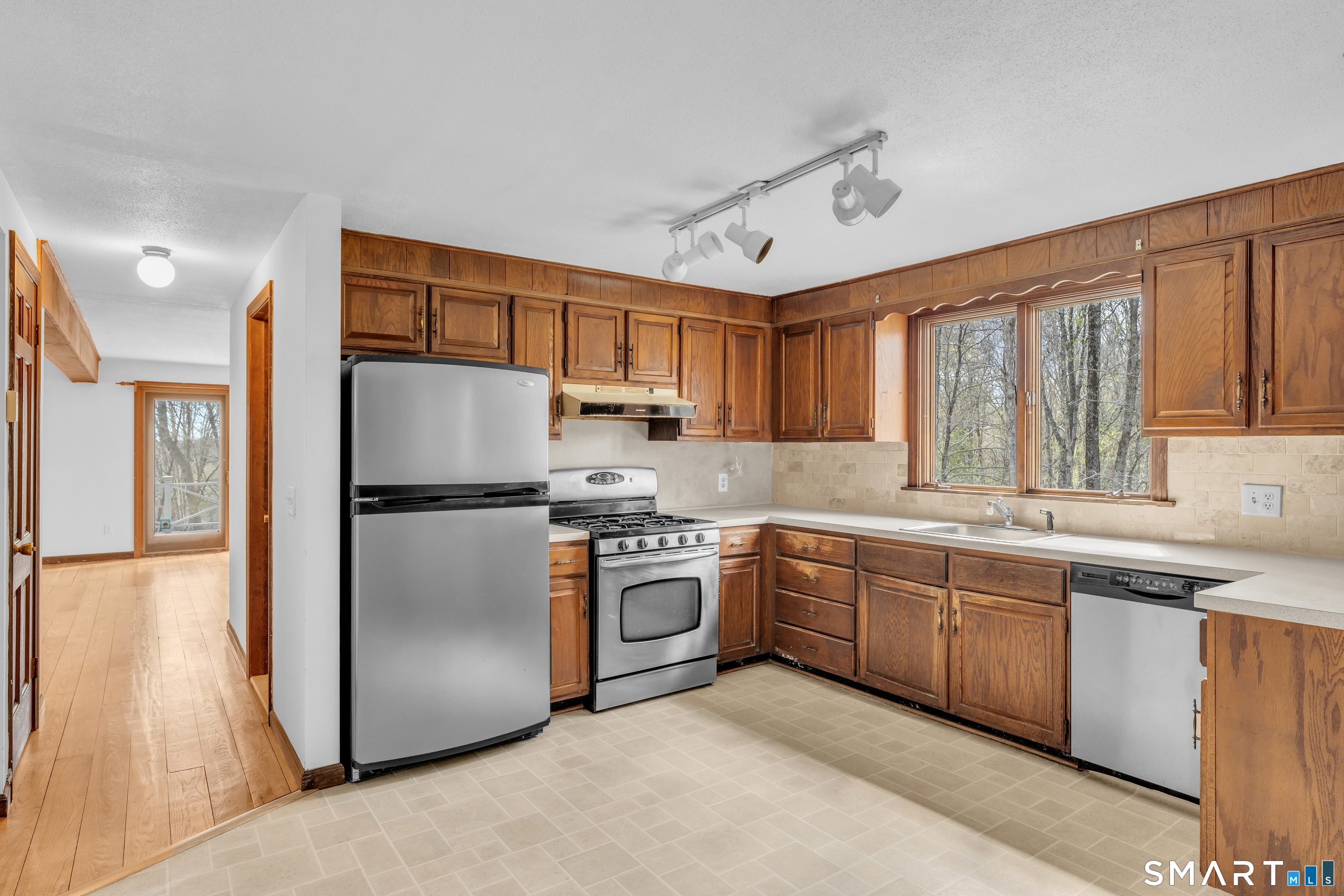 94 Quonnipaug Hill Road Property Photo 10