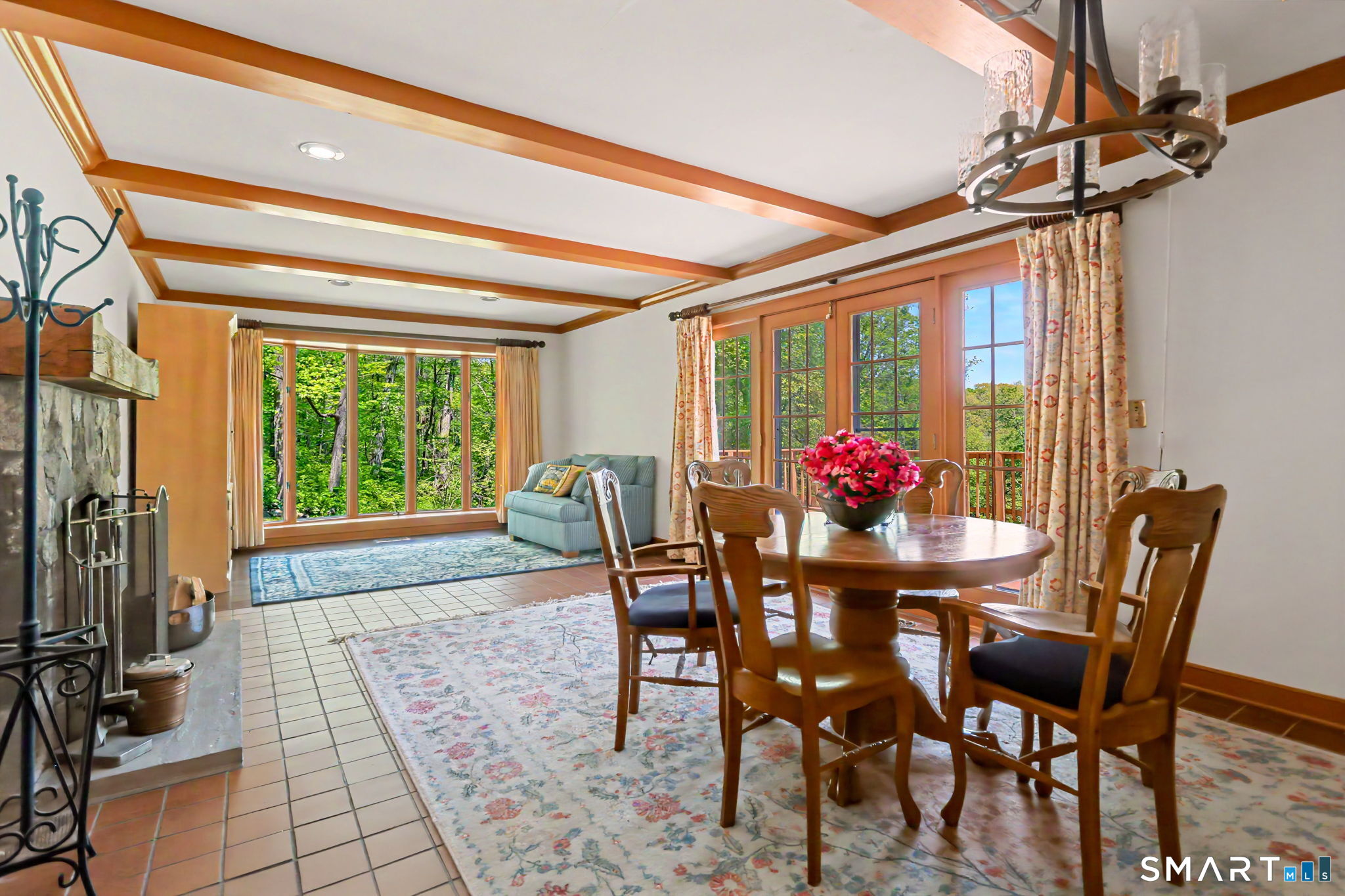 24168732 Property Photo 6