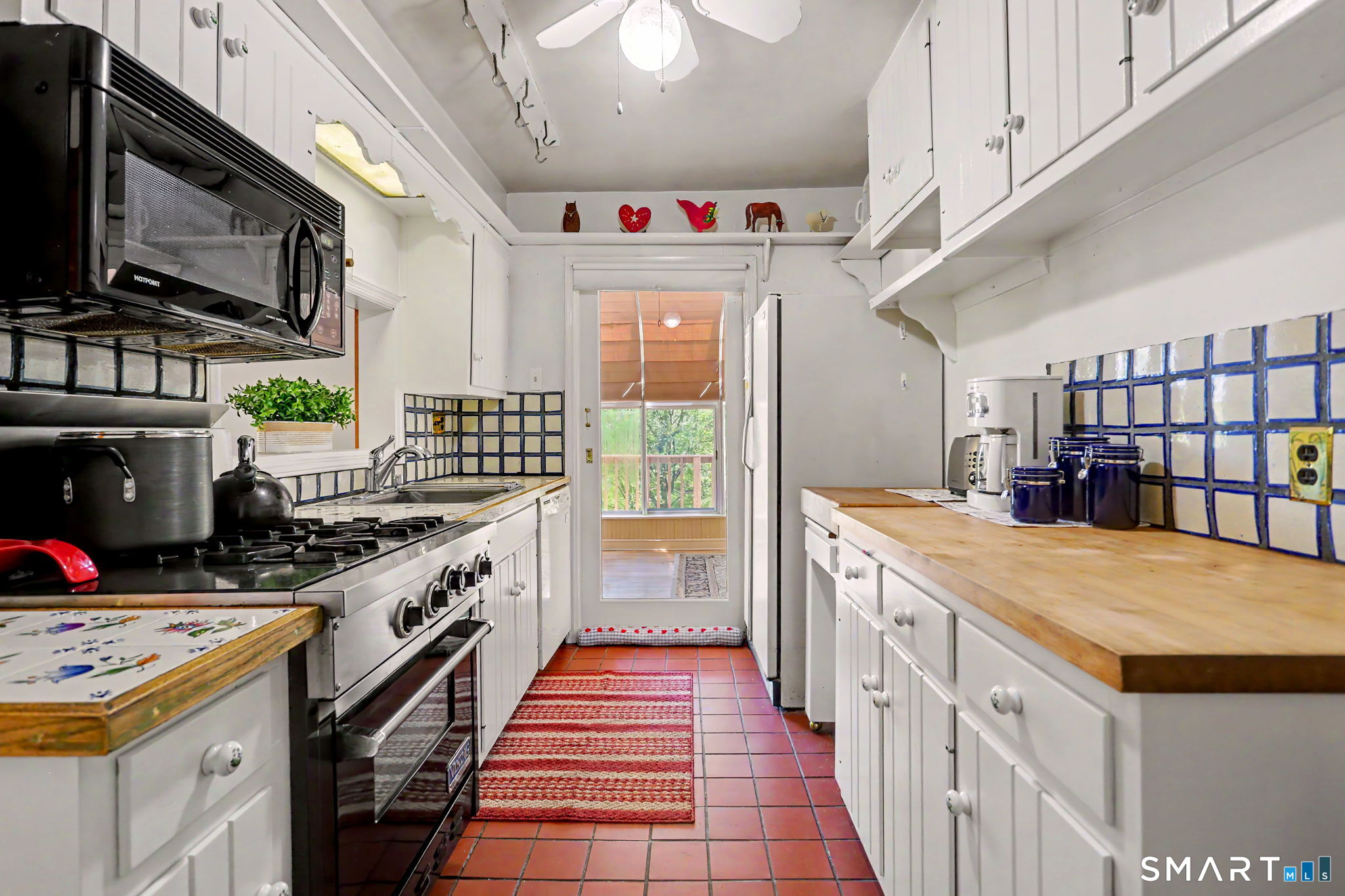 24168732 Property Photo 11