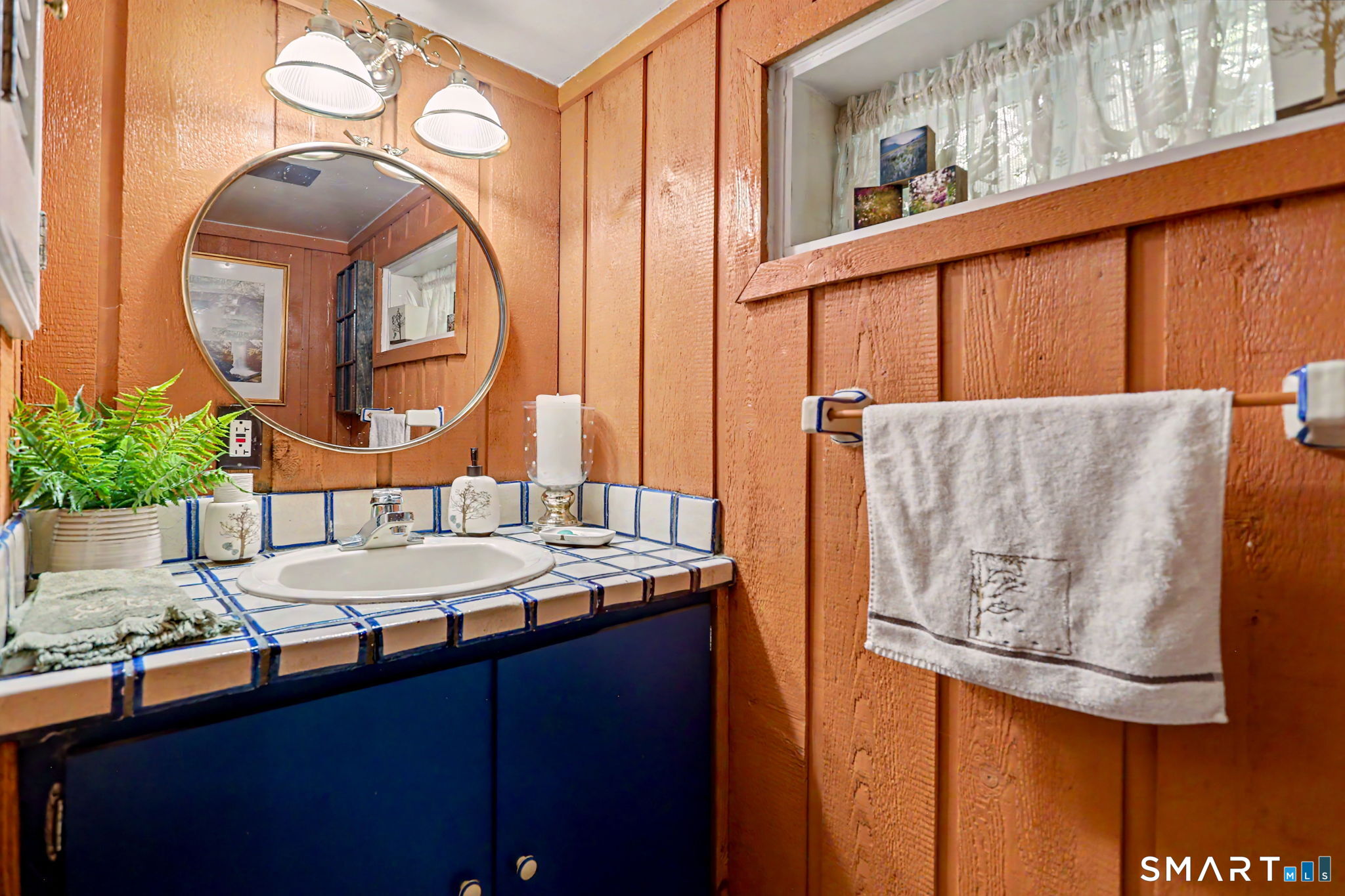 24168732 Property Photo 16
