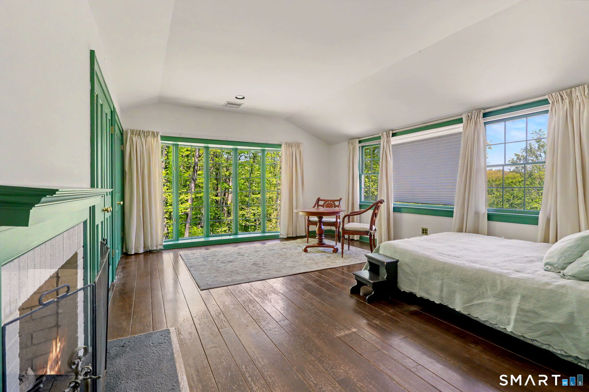 24168732 Property Photo 17