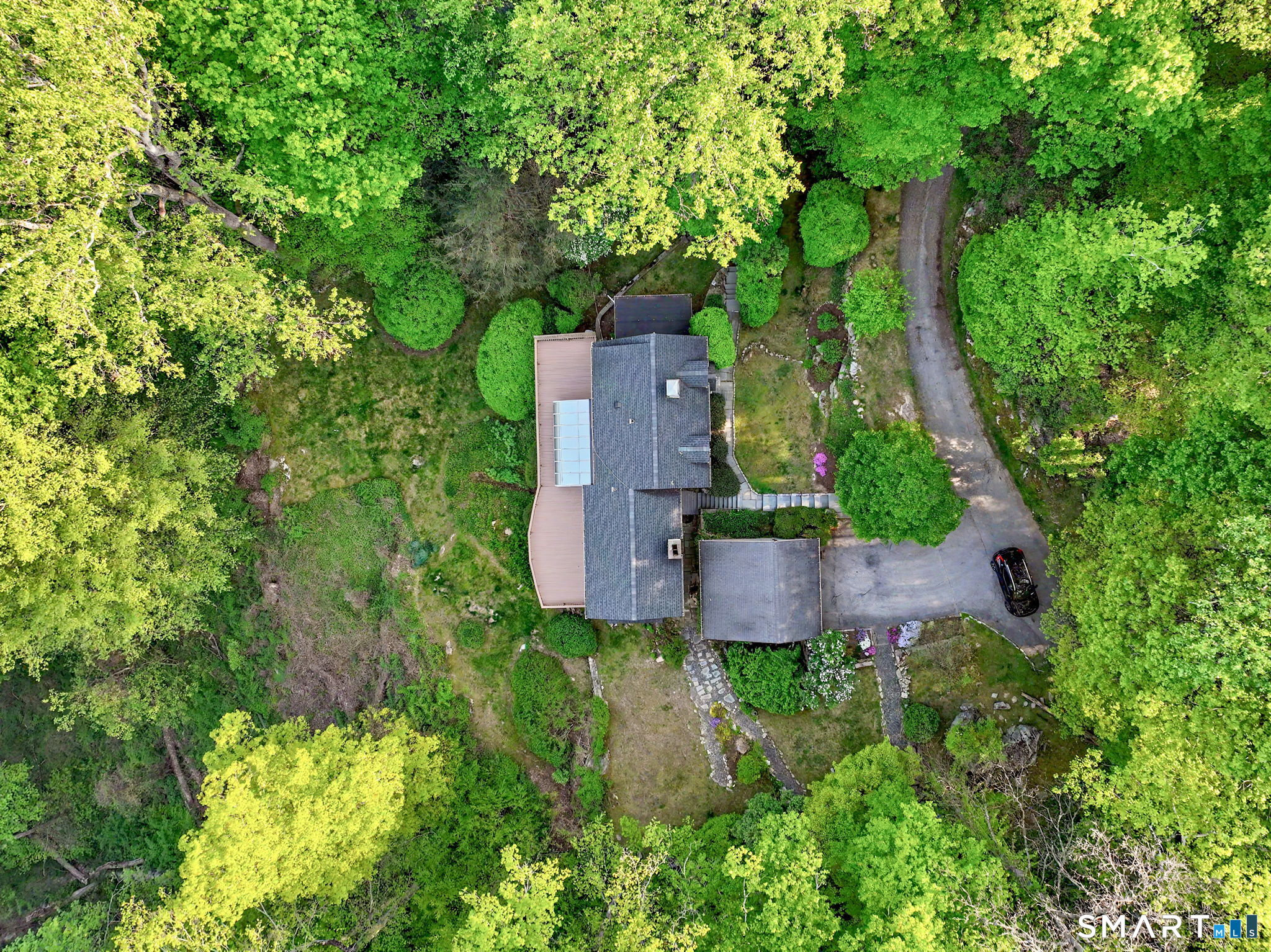 24168732 Property Photo 32