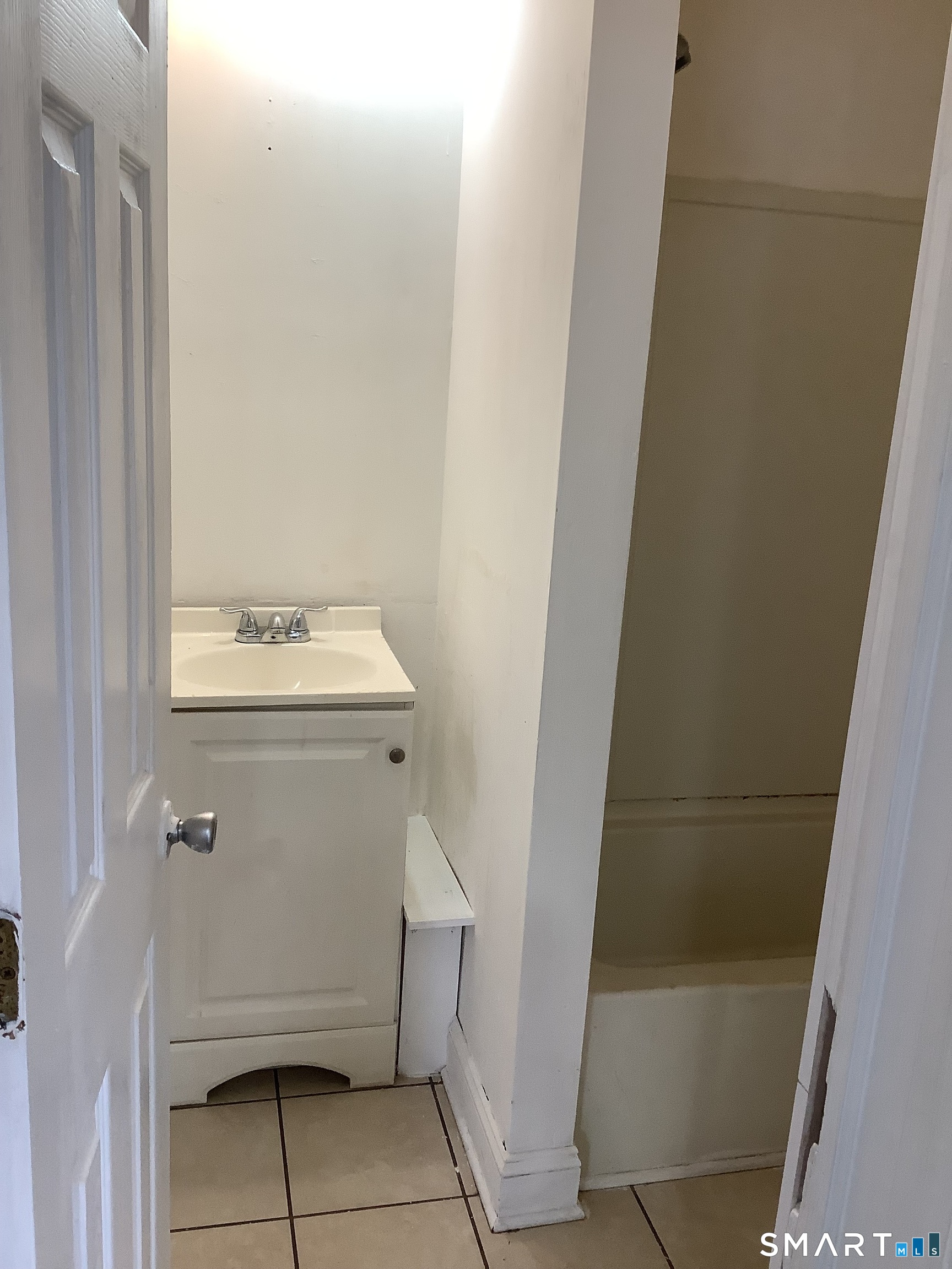 1402 Boston 1st. Floor Avenue Property Photo 5