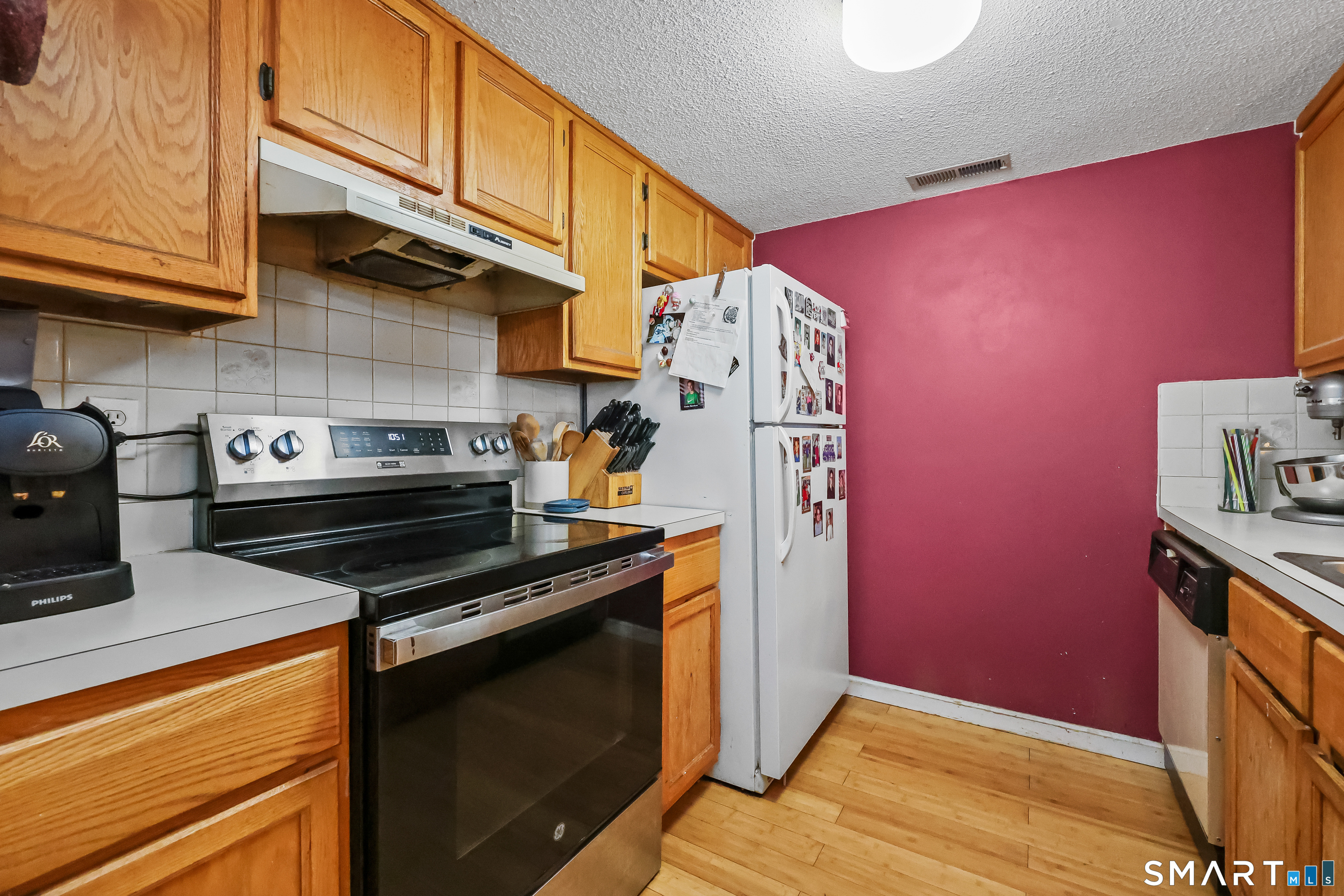 173 Russo 408 Avenue Property Photo 3