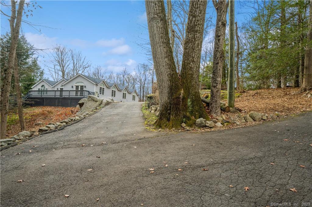 2428 Long Ridge Road Property Photo 7